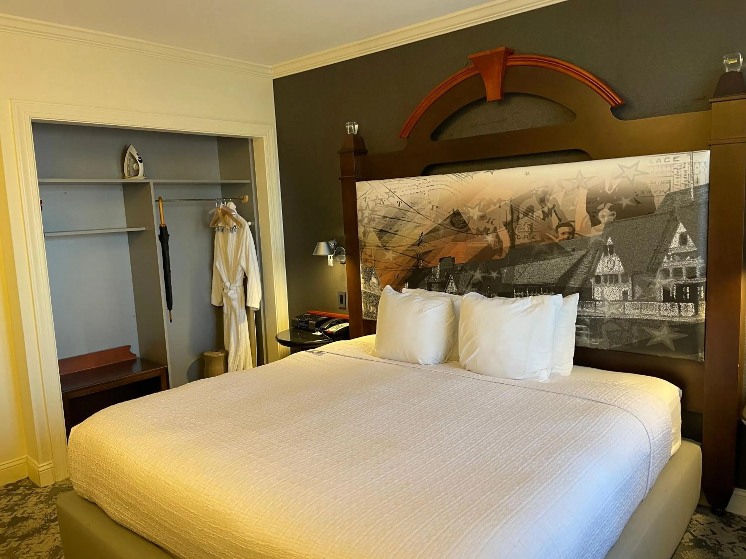 Bed in Chestnut Hill Hotel