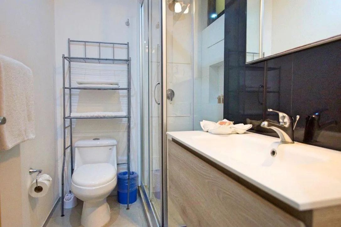 Shower in Menesse the City by Casago