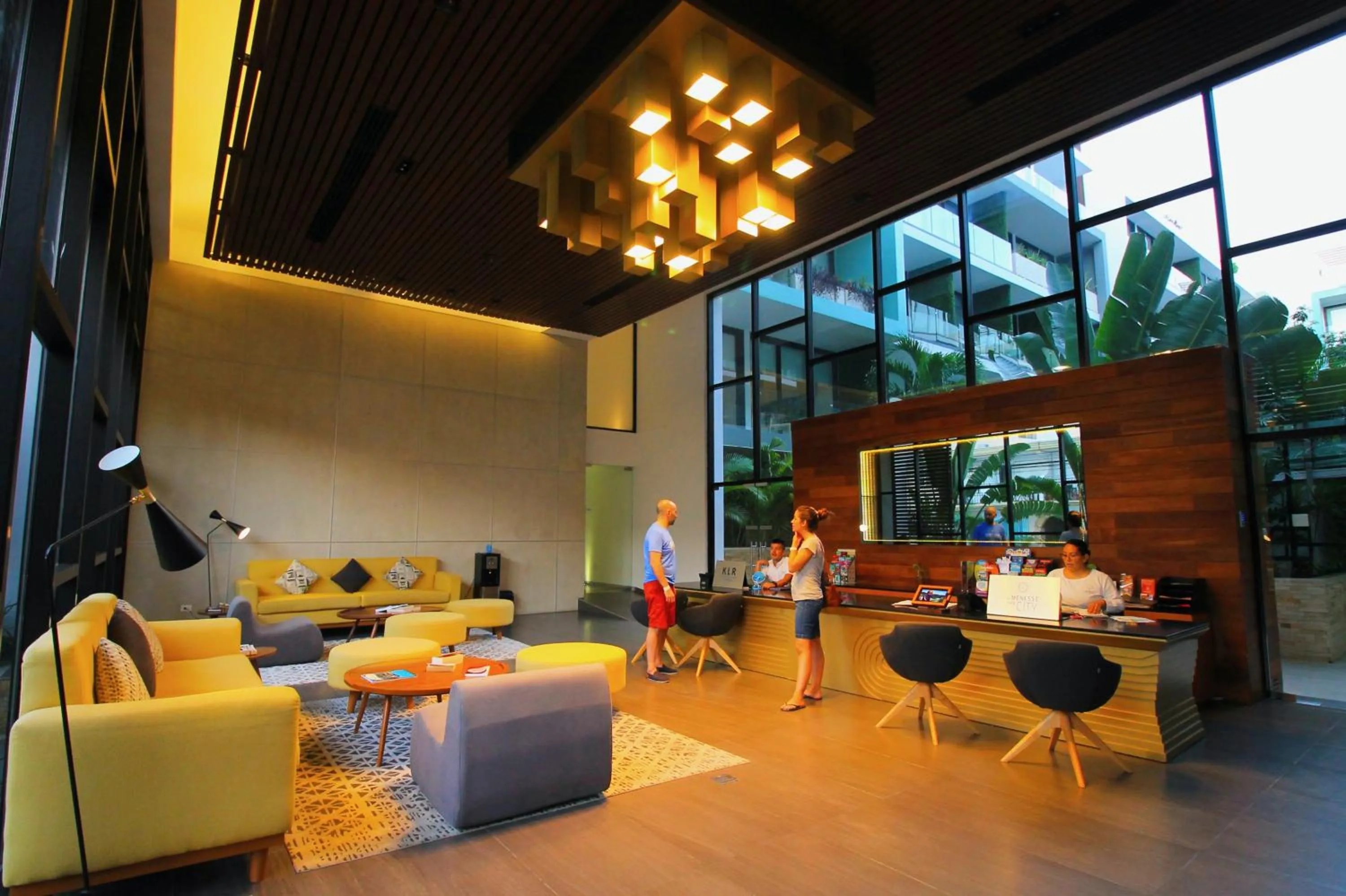 Lobby or reception in Menesse the City by Casago