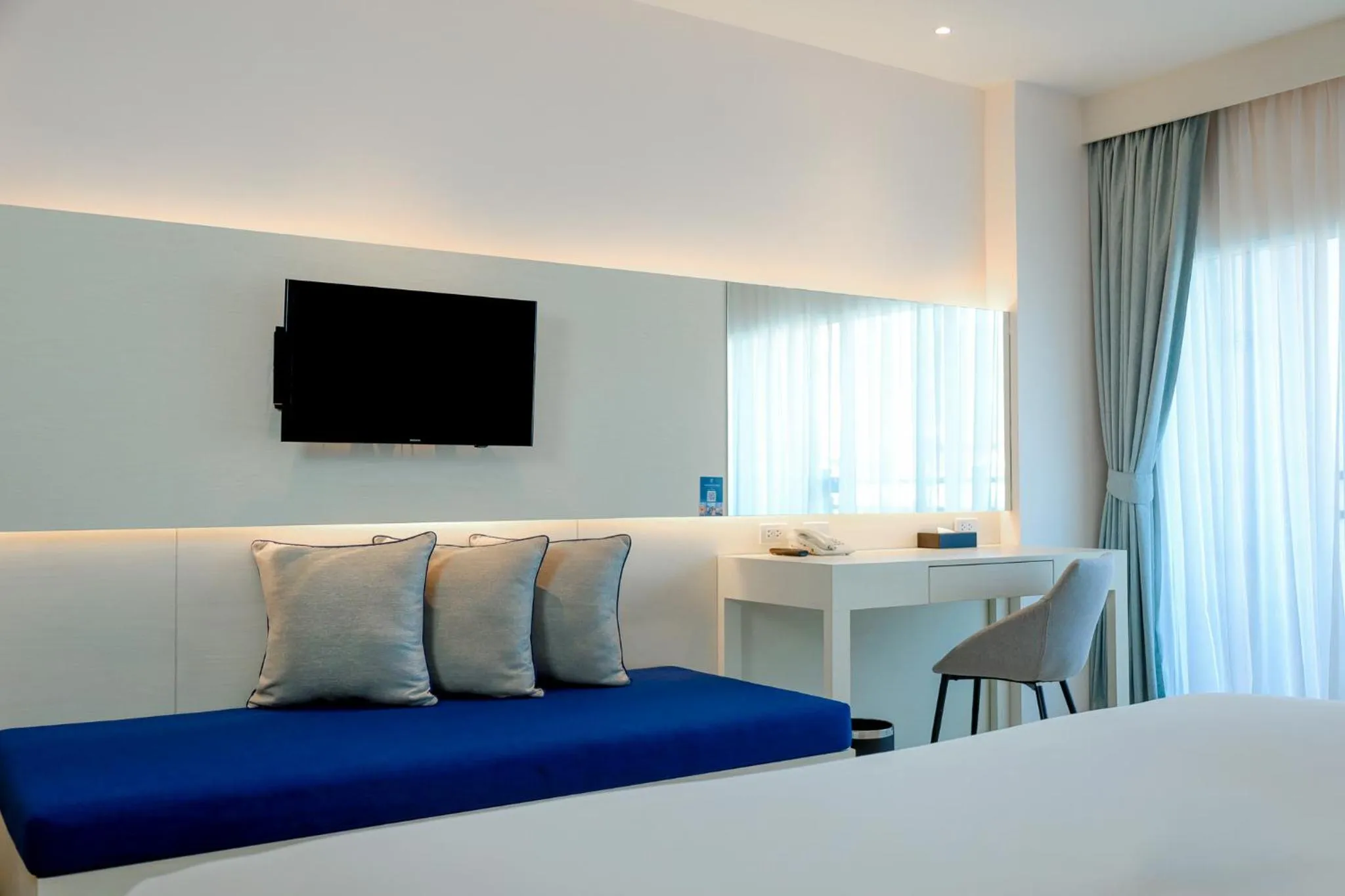 Bedroom, Bed in Amata Patong