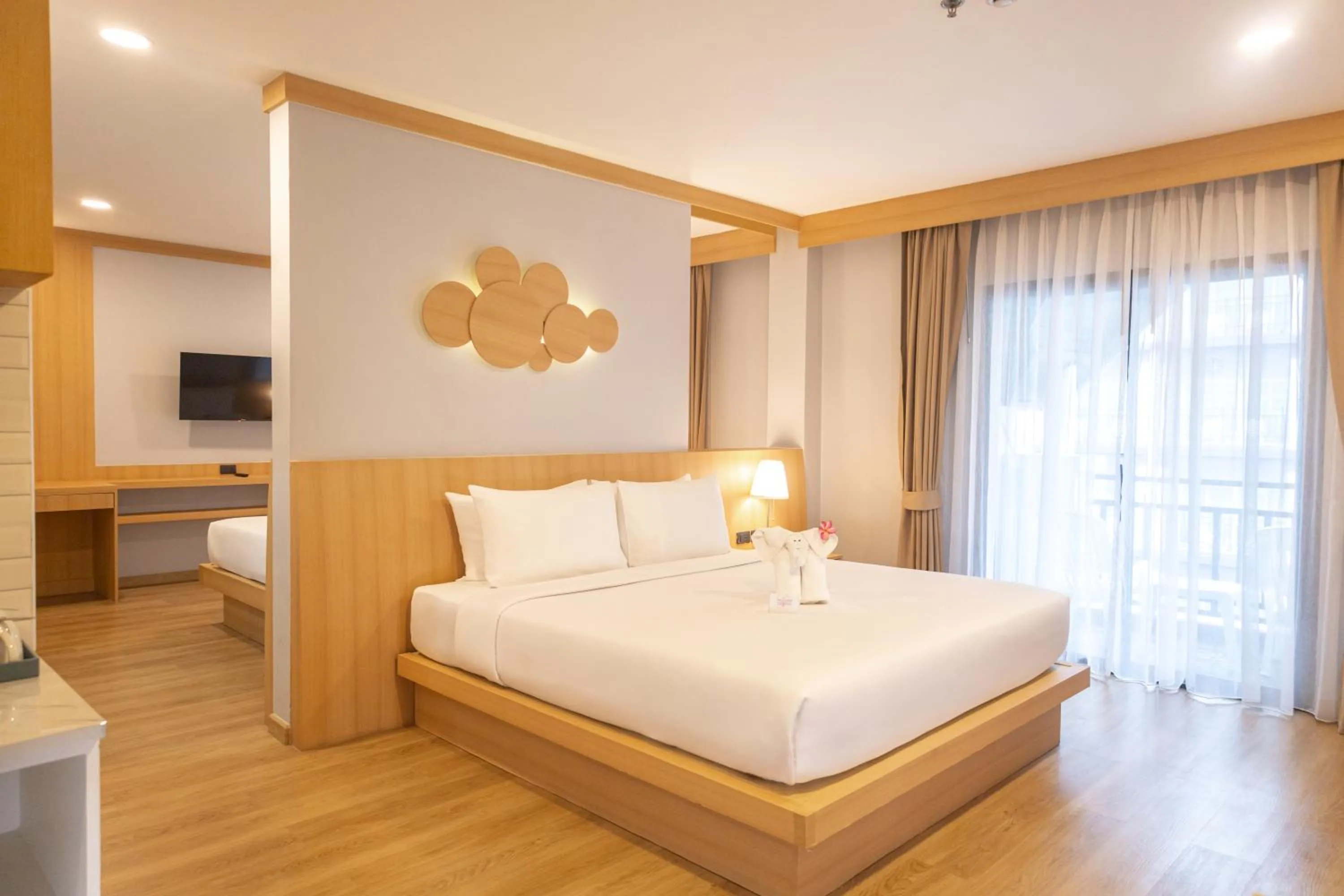 Bedroom, Bed in Amata Patong