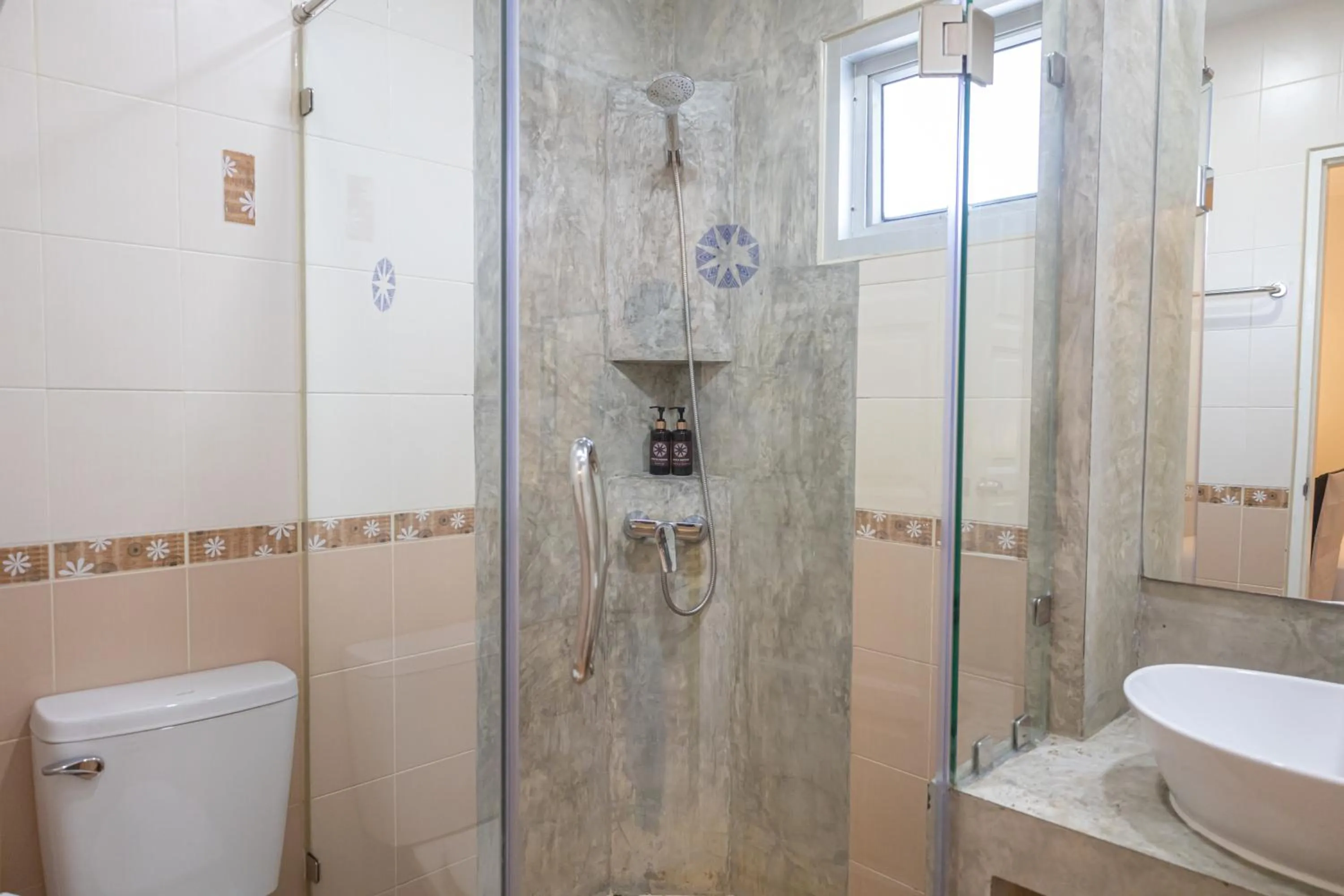 Bathroom in Amata Patong