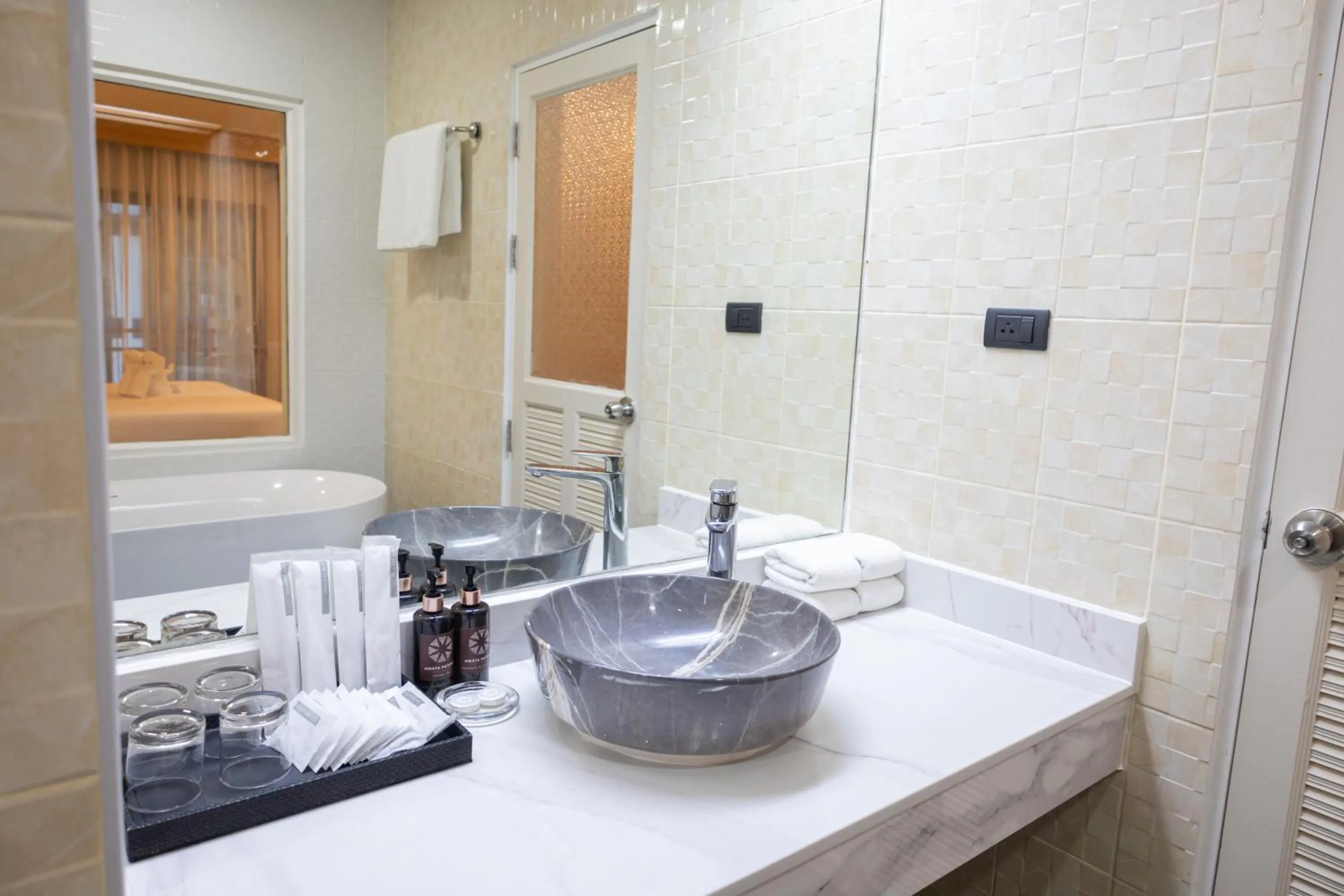 Bathroom in Amata Patong