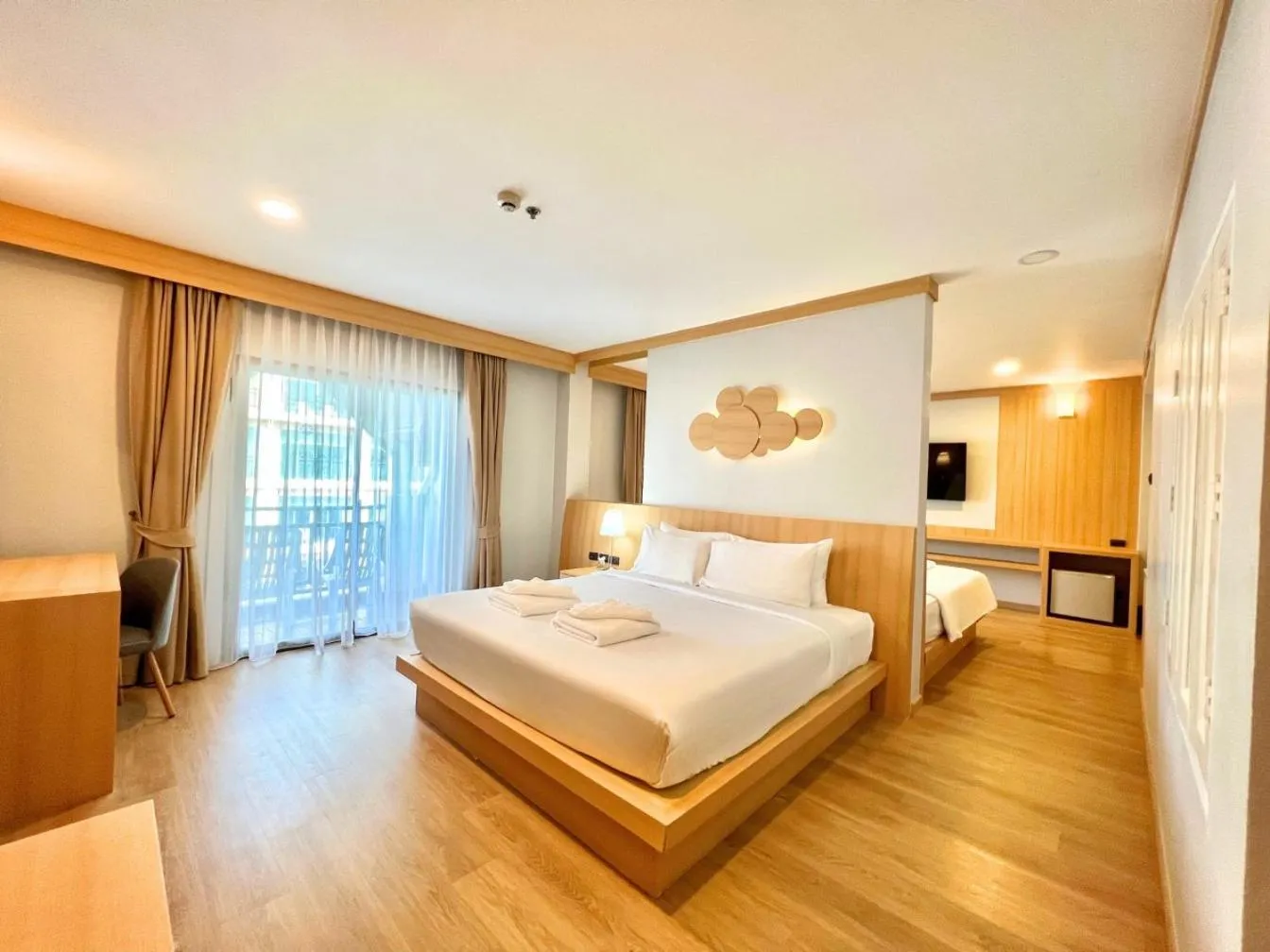 Bedroom, Bed in Amata Patong