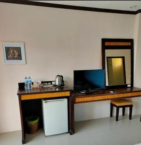 TV and multimedia in Grand Thai House Resort Lamai