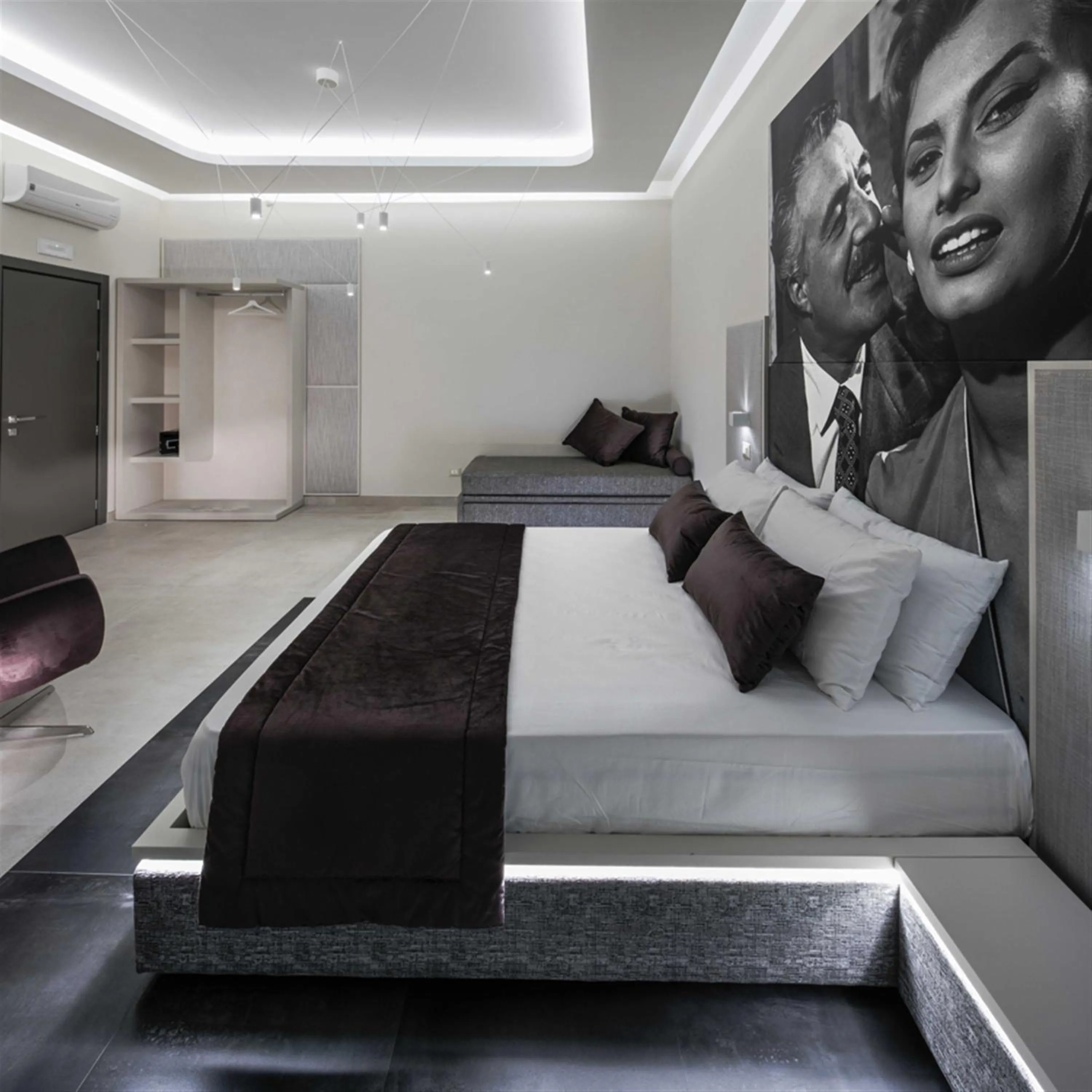 Bedroom, Bed in Via Veneto Luxury Suites