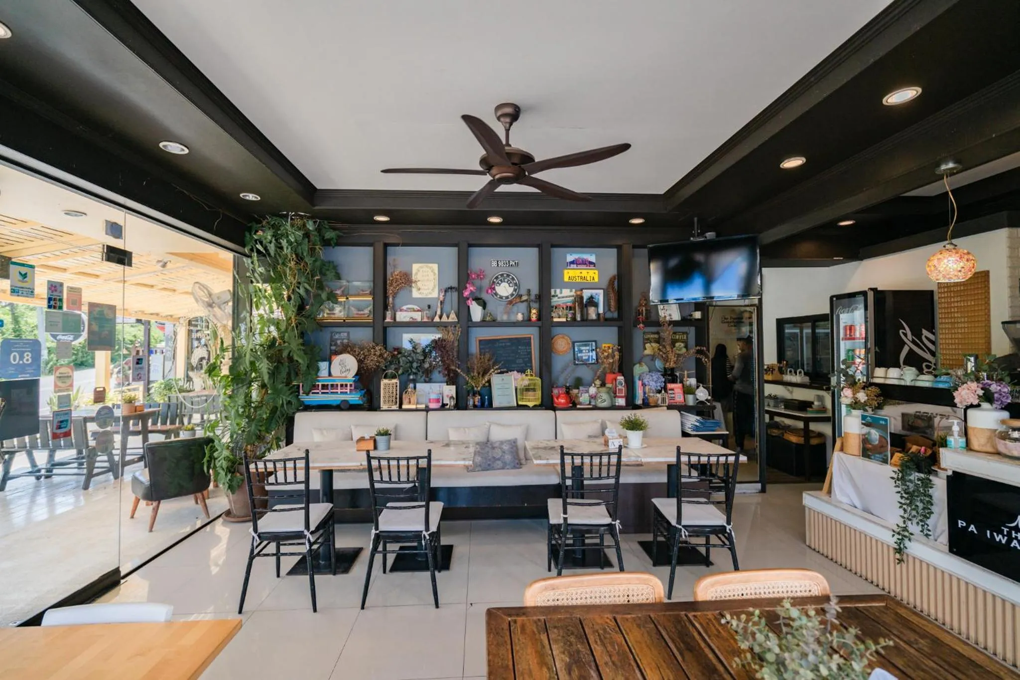 Living room in The Panwa Guesthouse, Phuket