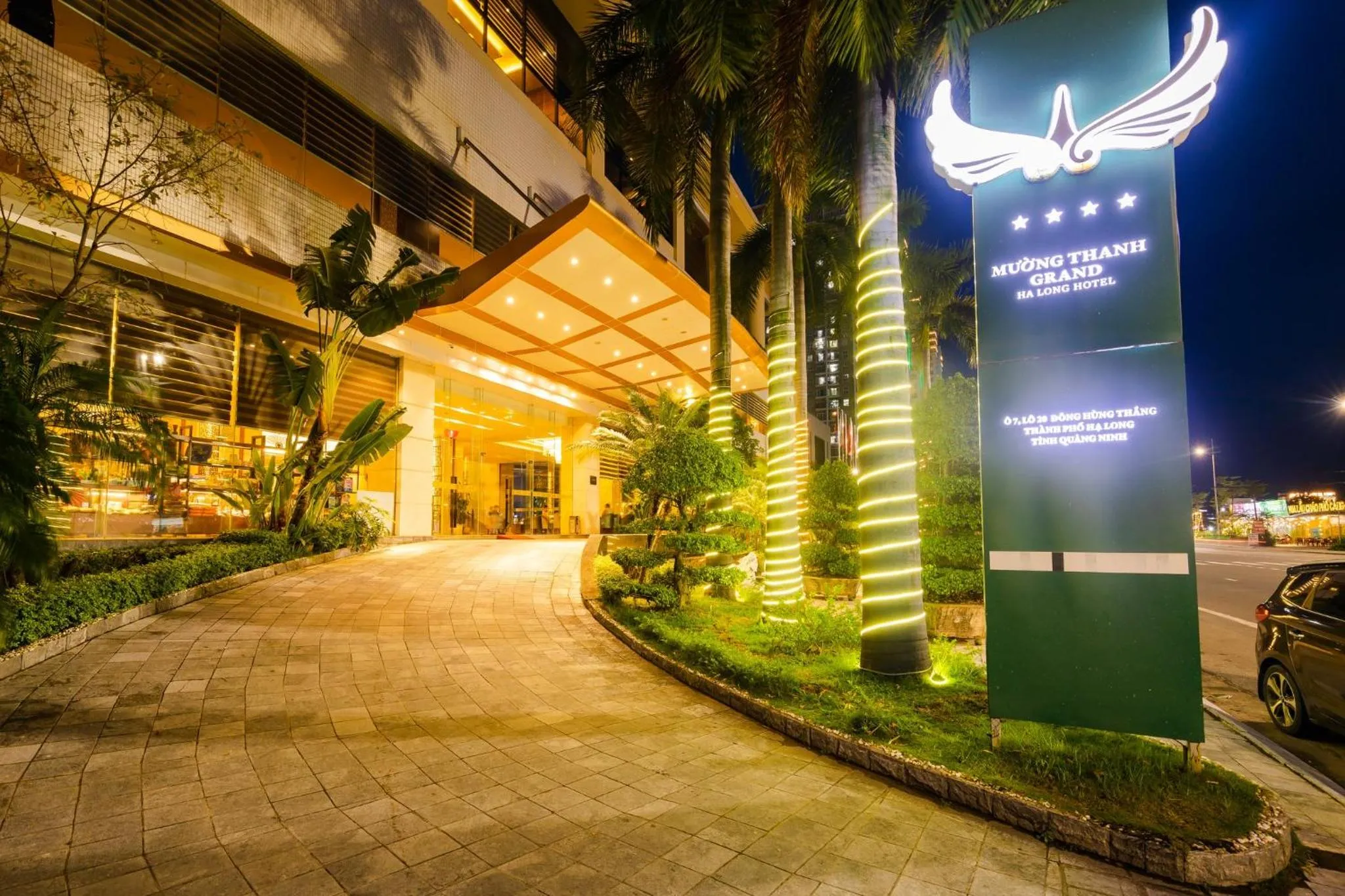 Night in Muong Thanh Grand Ha Long Hotel