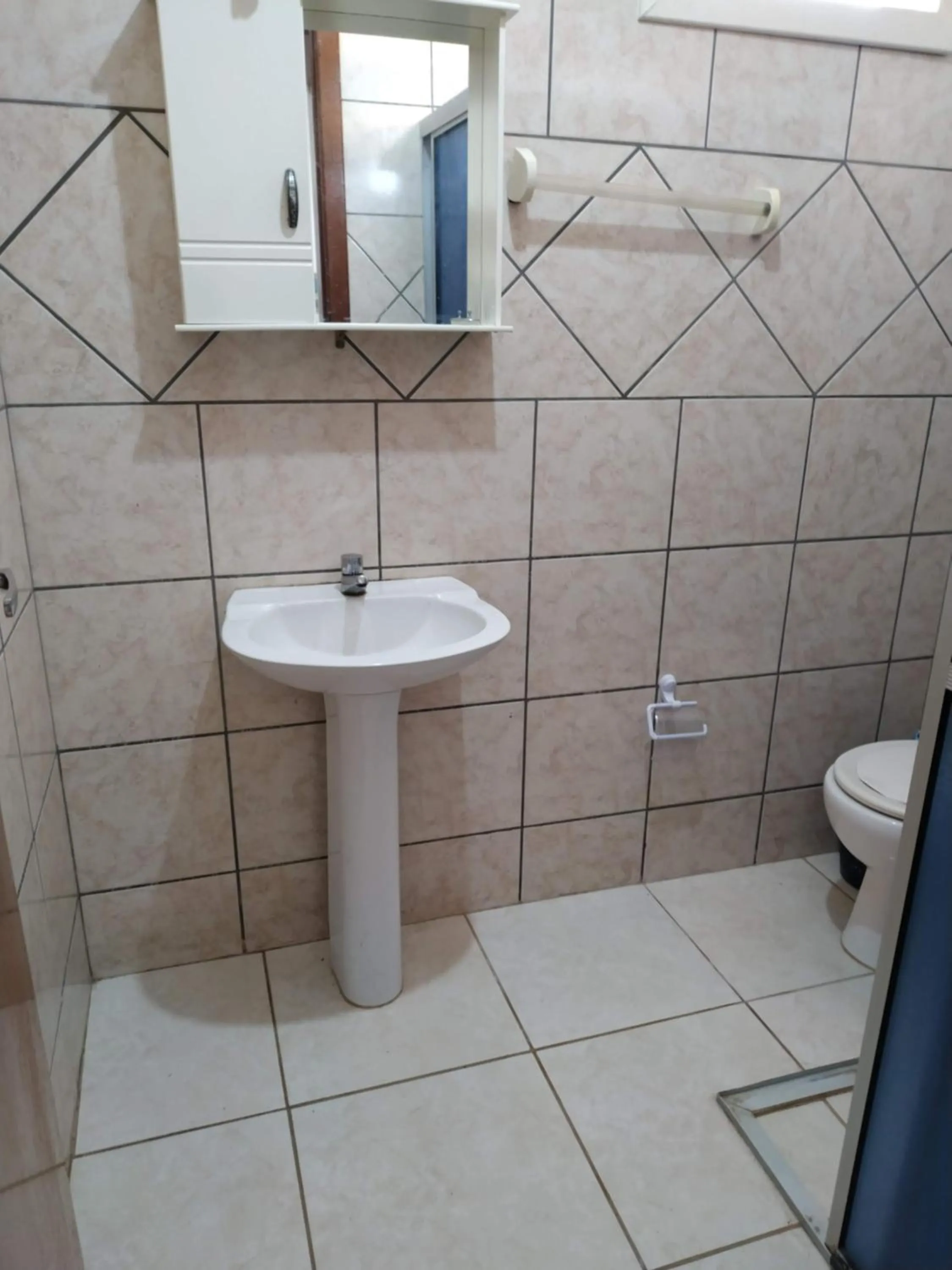 Bathroom in Residencial Praia Bombas
