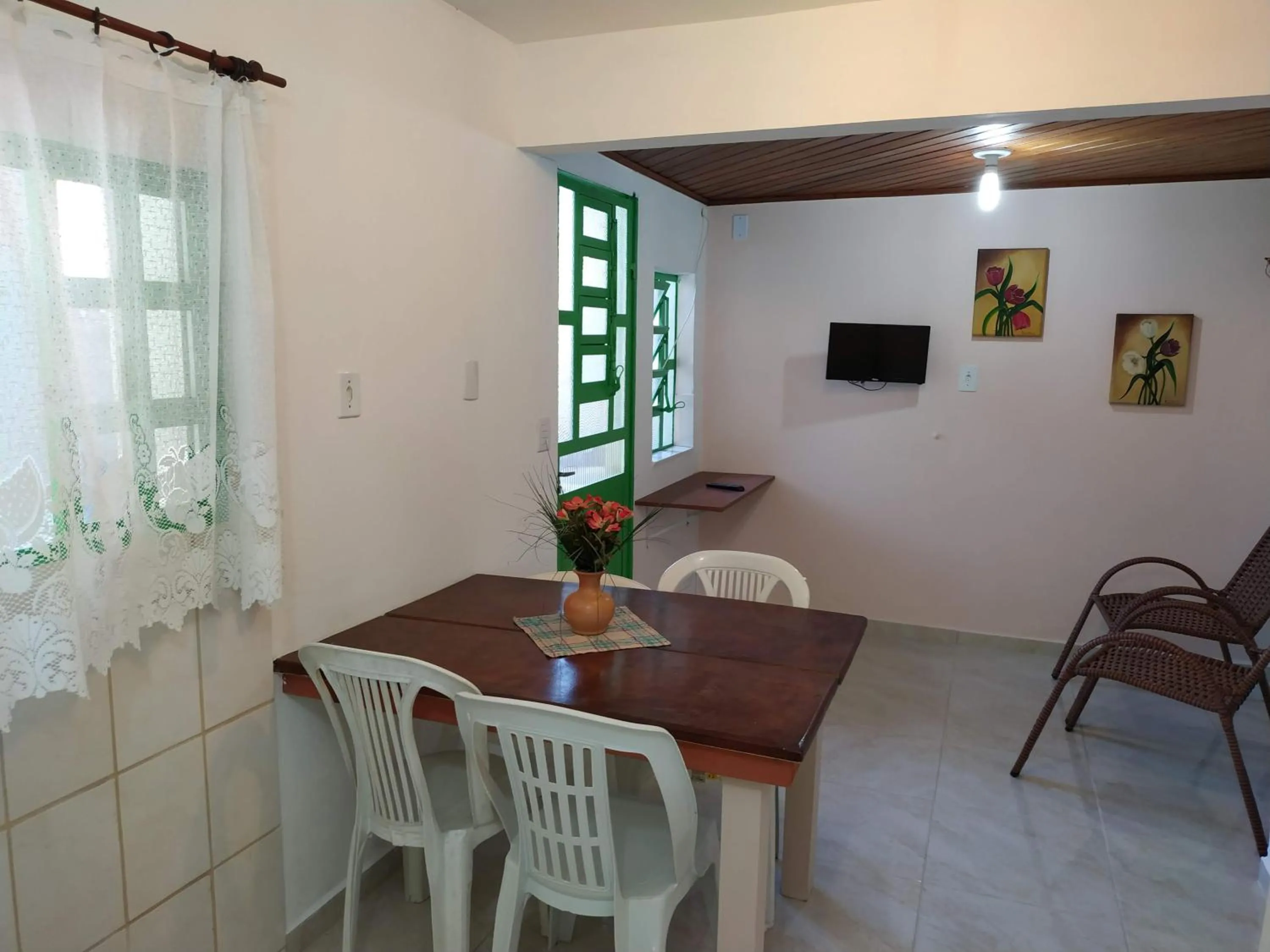 Seating area in Residencial Praia Bombas