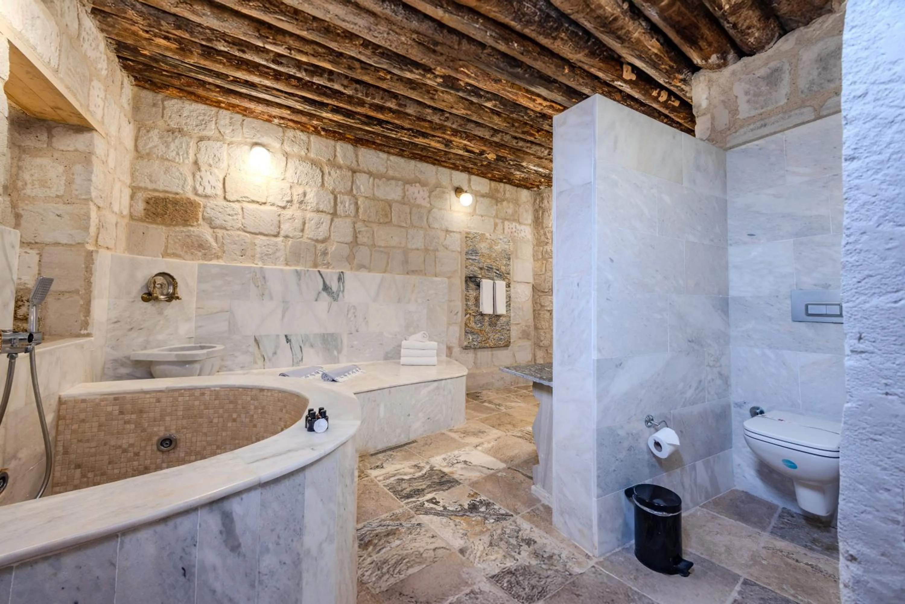 Shower in MDC Cave Hotel Cappadocia