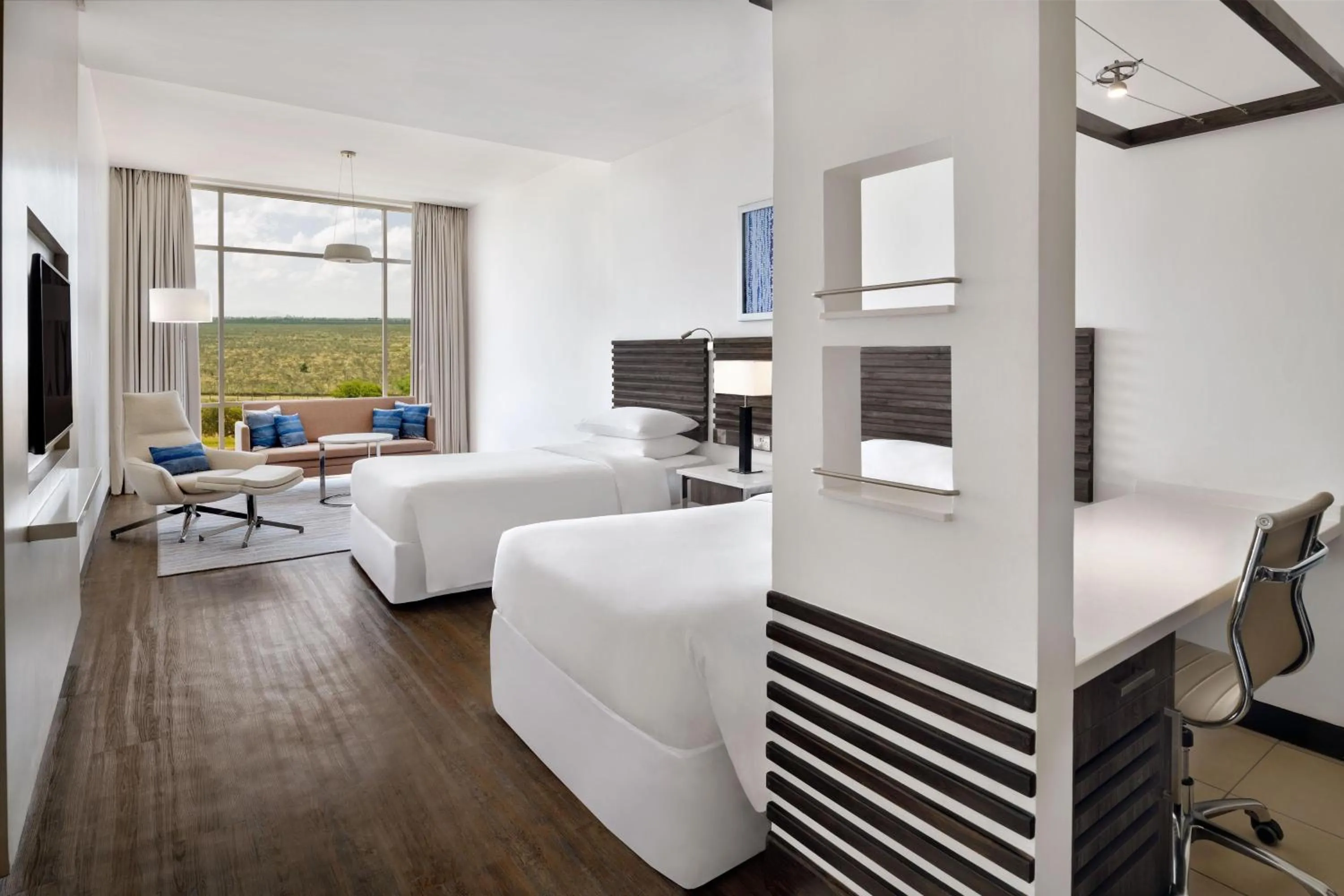 Photo of the whole room, Bed in Four Points by Sheraton Nairobi Airport