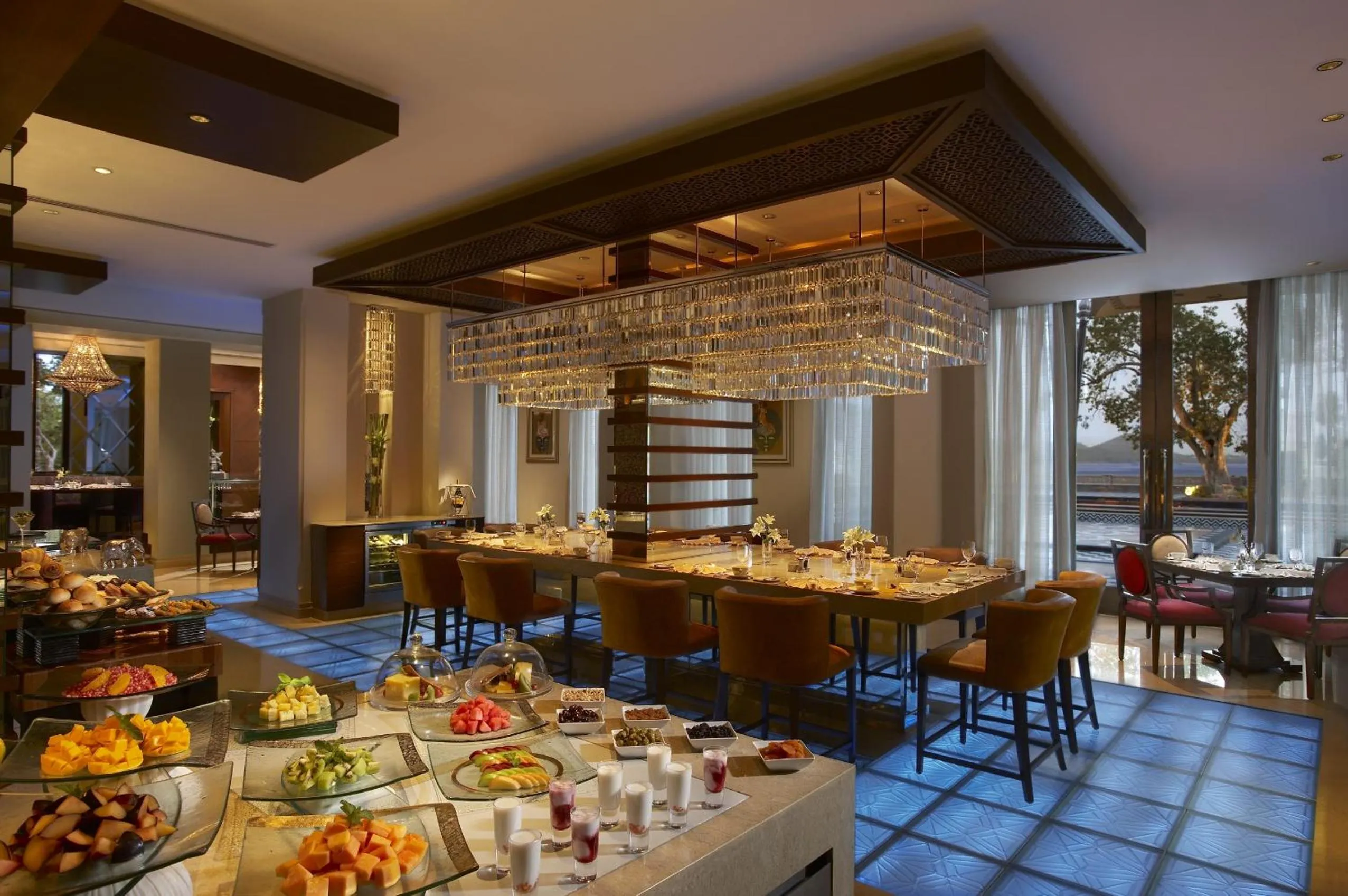 Restaurant/places to eat in The Leela Palace Udaipur