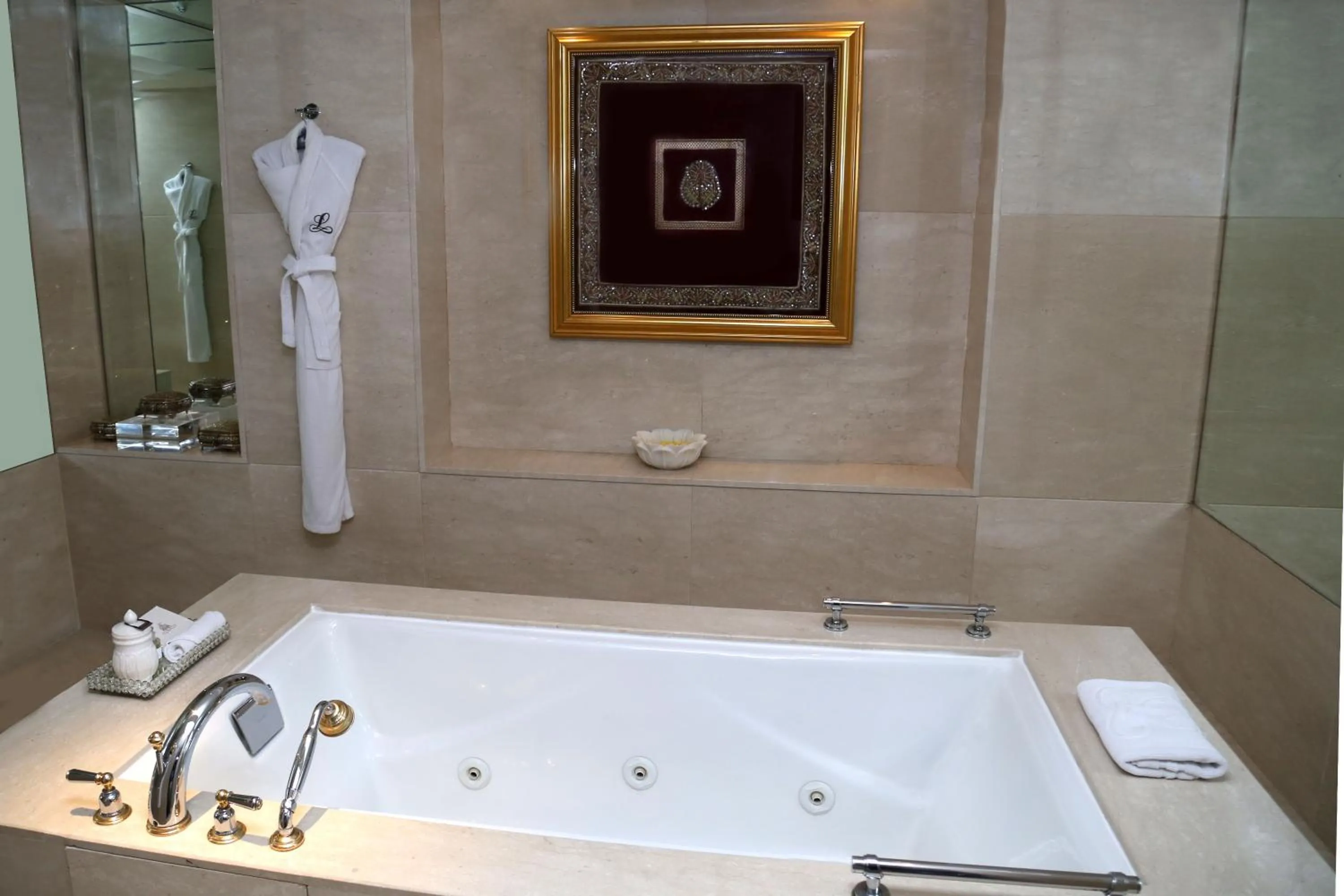 Bathroom in The Leela Palace Udaipur