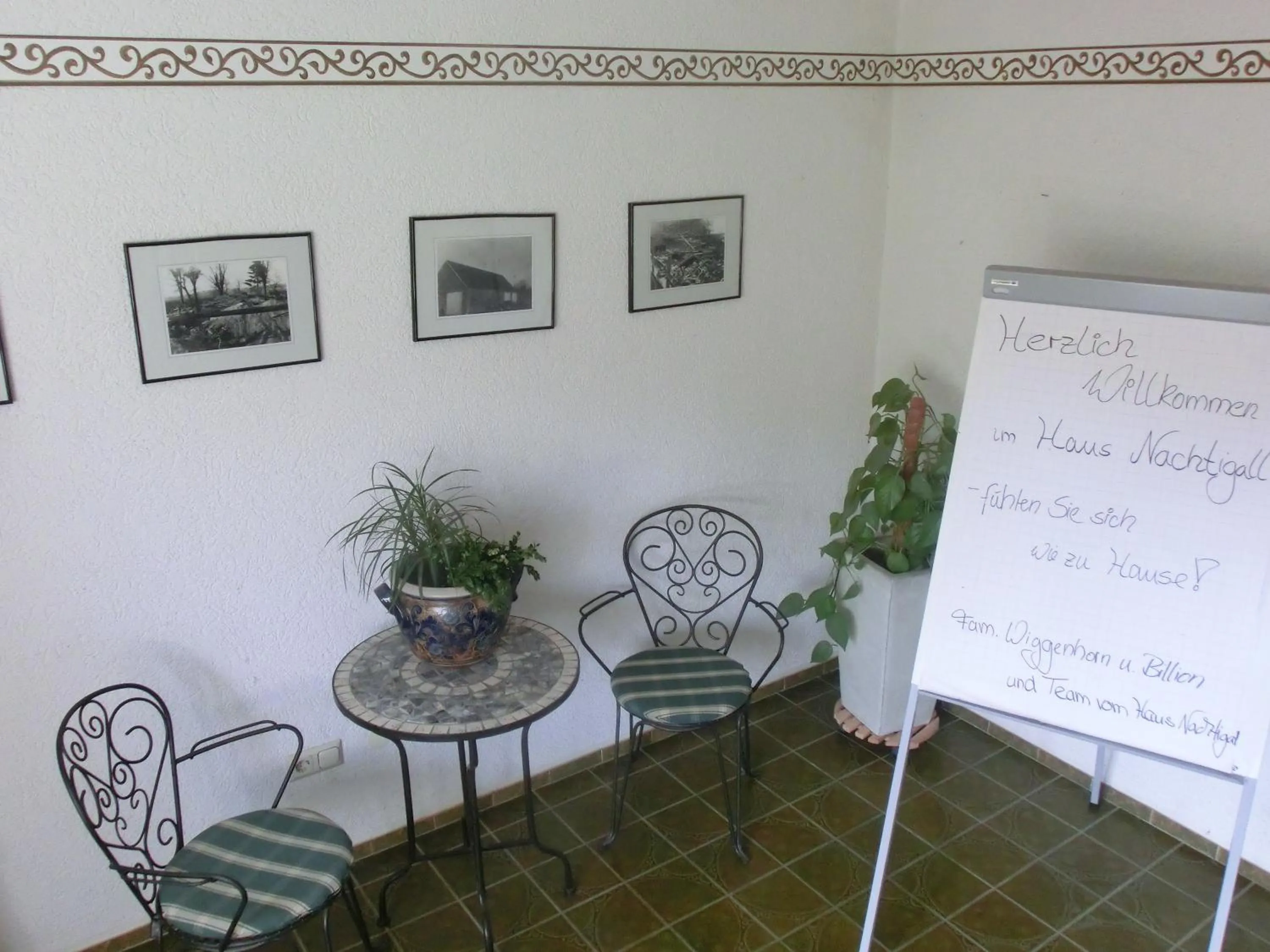 Facade/entrance in Hotel Haus Nachtigall - B&B