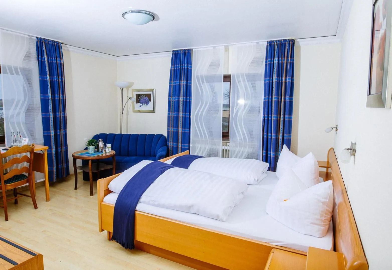 Bed in Hotel Haus Nachtigall - B&B