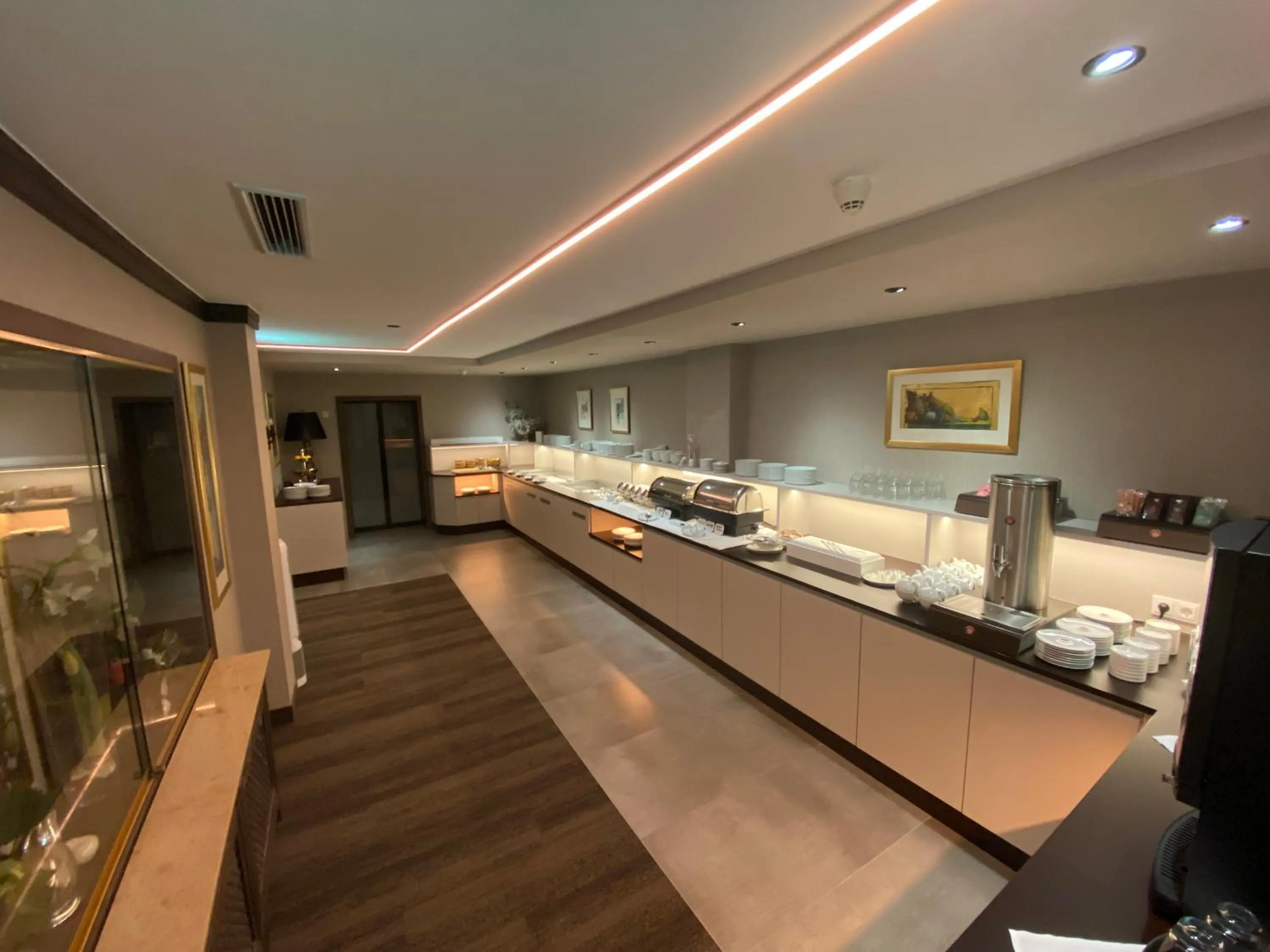 Buffet breakfast in Stadthotel Patrizier