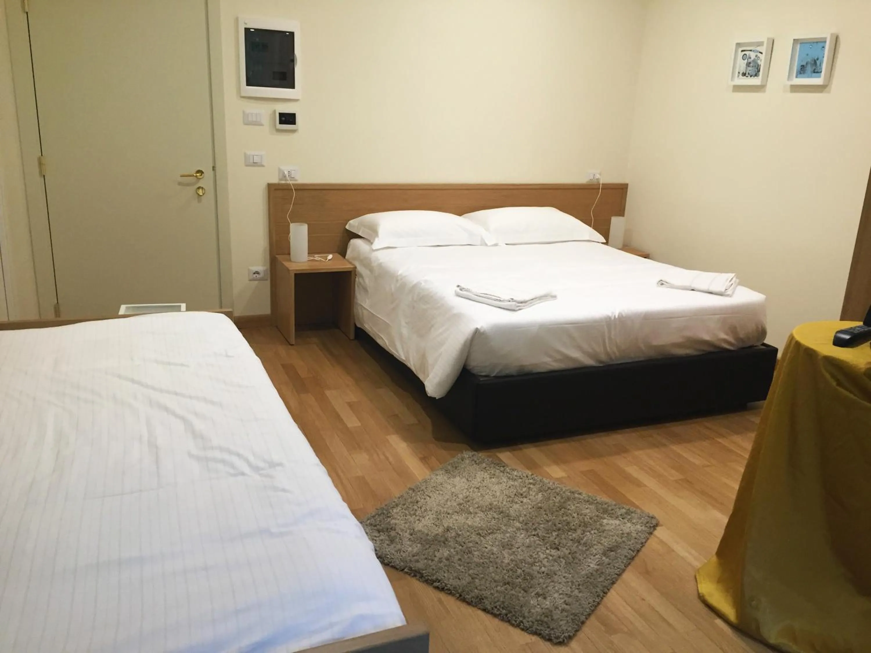 Bed in Hotel Trieste