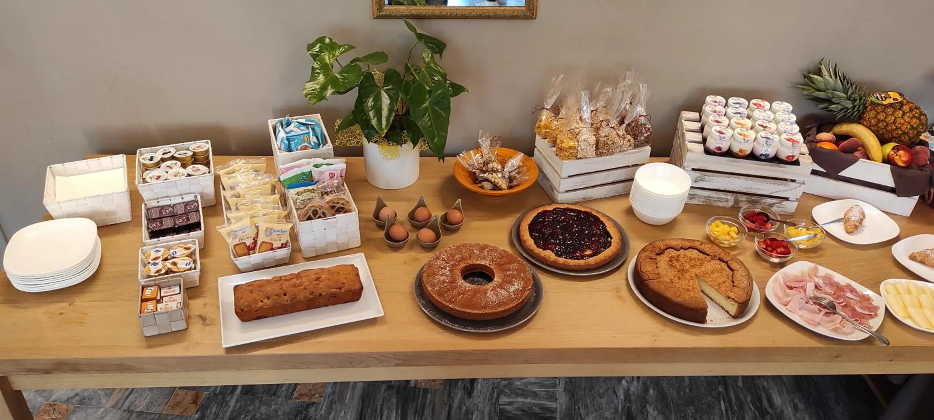 Breakfast in Hotel Trieste