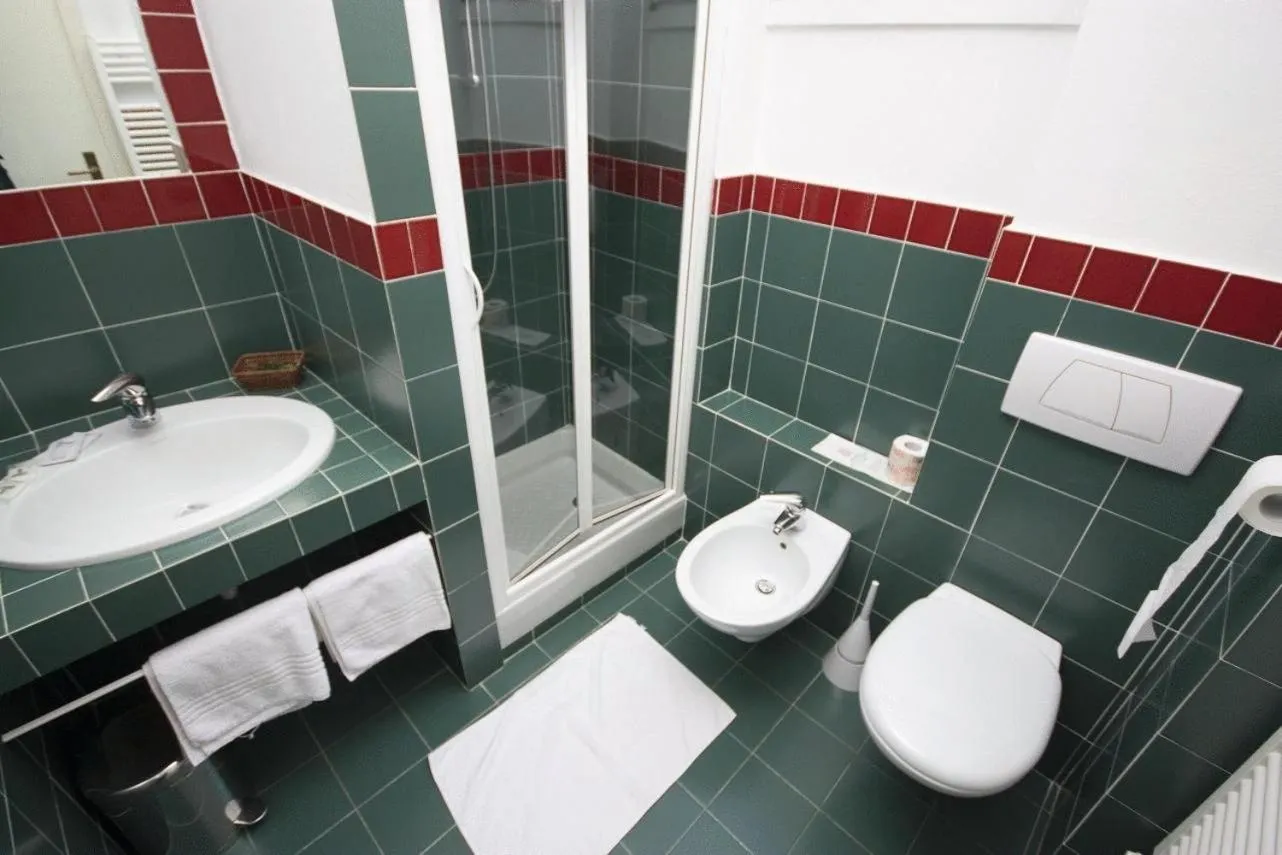 Bathroom in Hotel Trieste