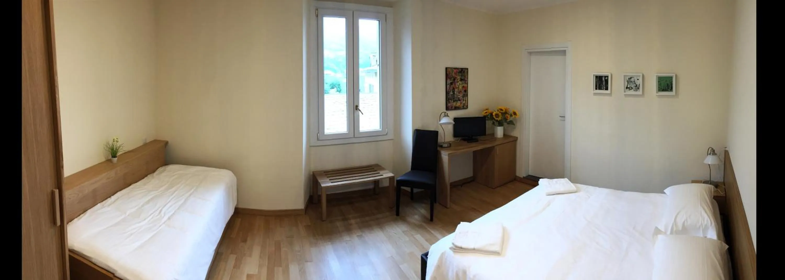 Bed in Hotel Trieste