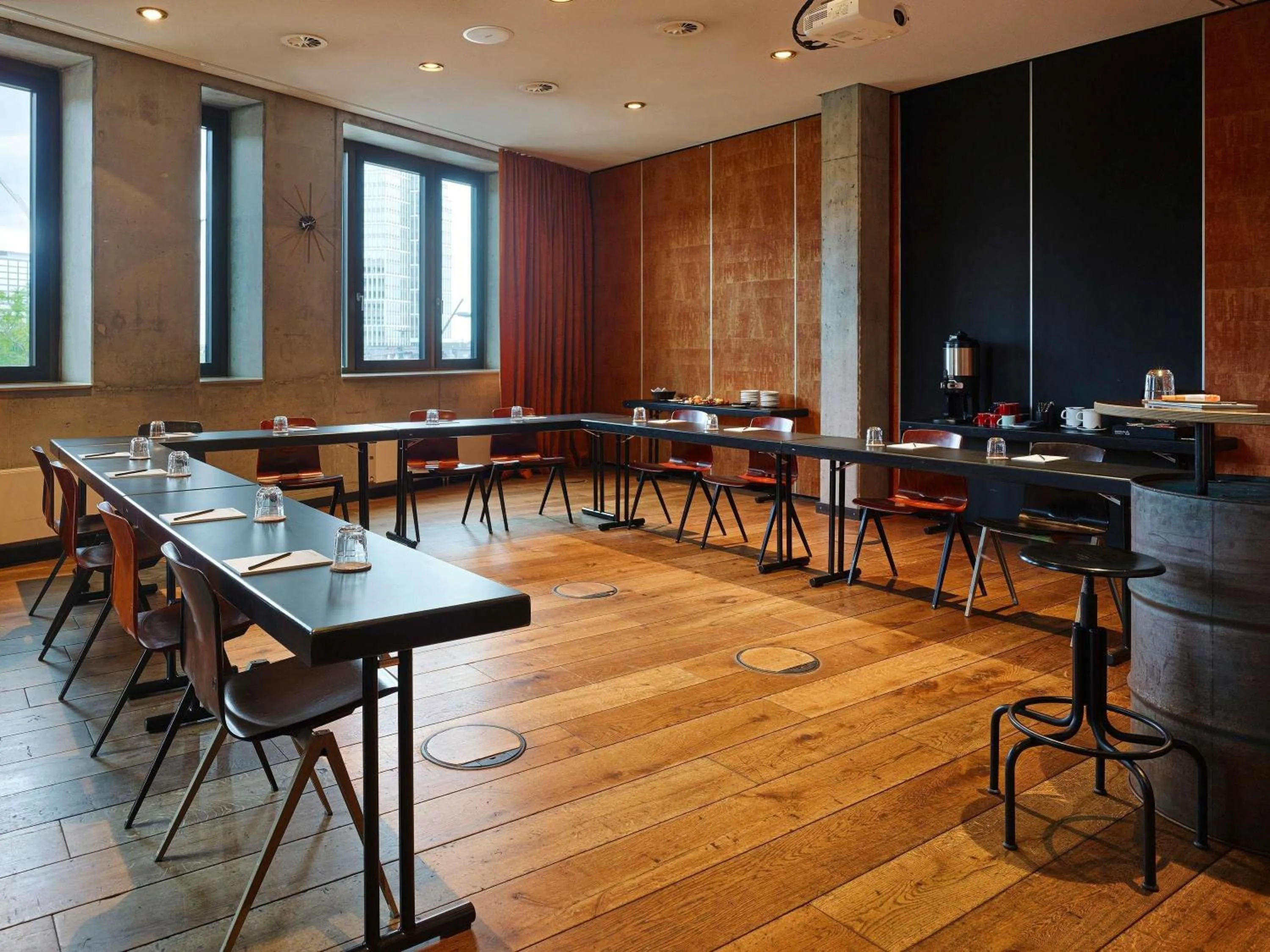 Meeting/conference room in 25hours Hotel Hamburg HafenCity