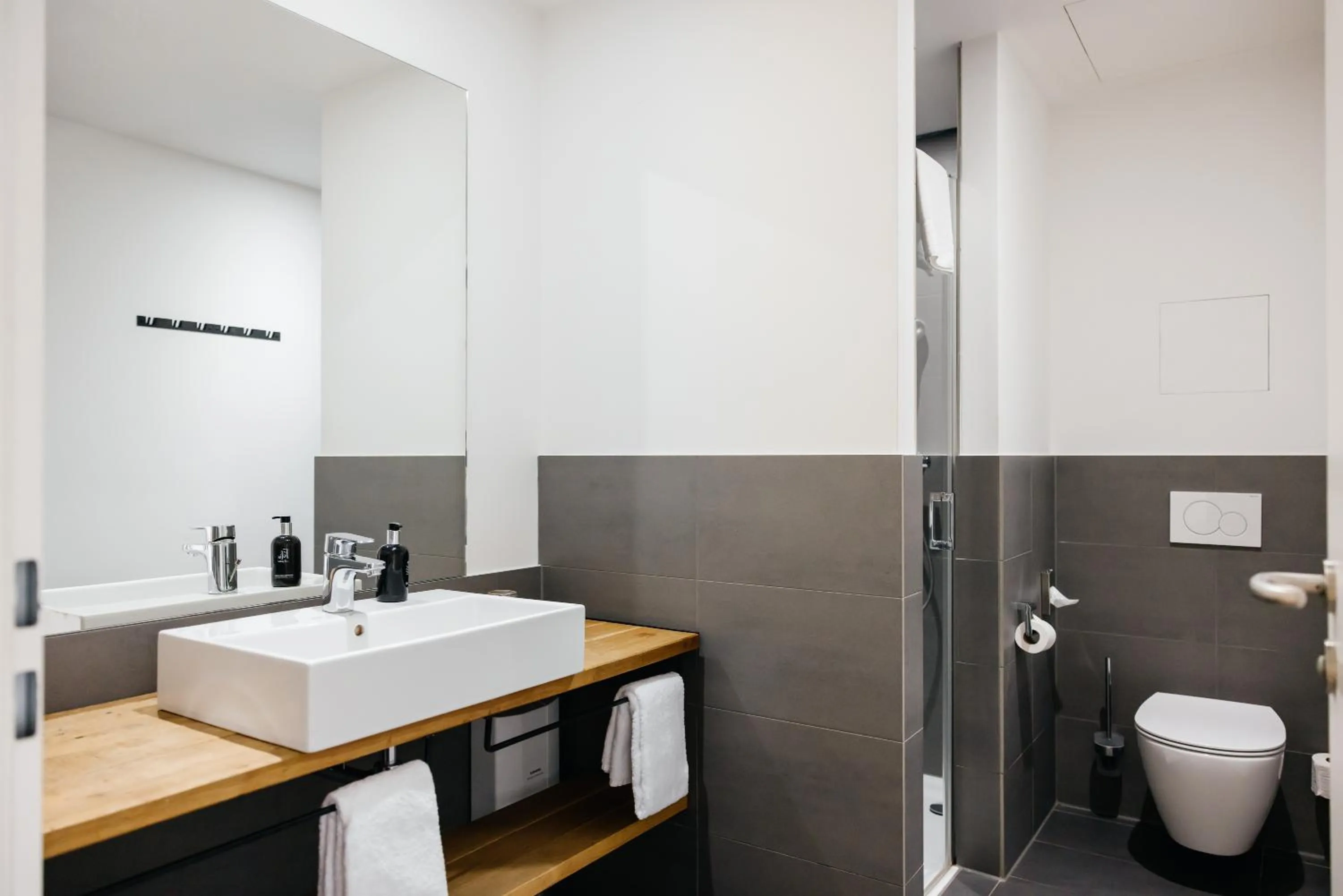 Shower in Staycity Aparthotels Leipzig City Centre