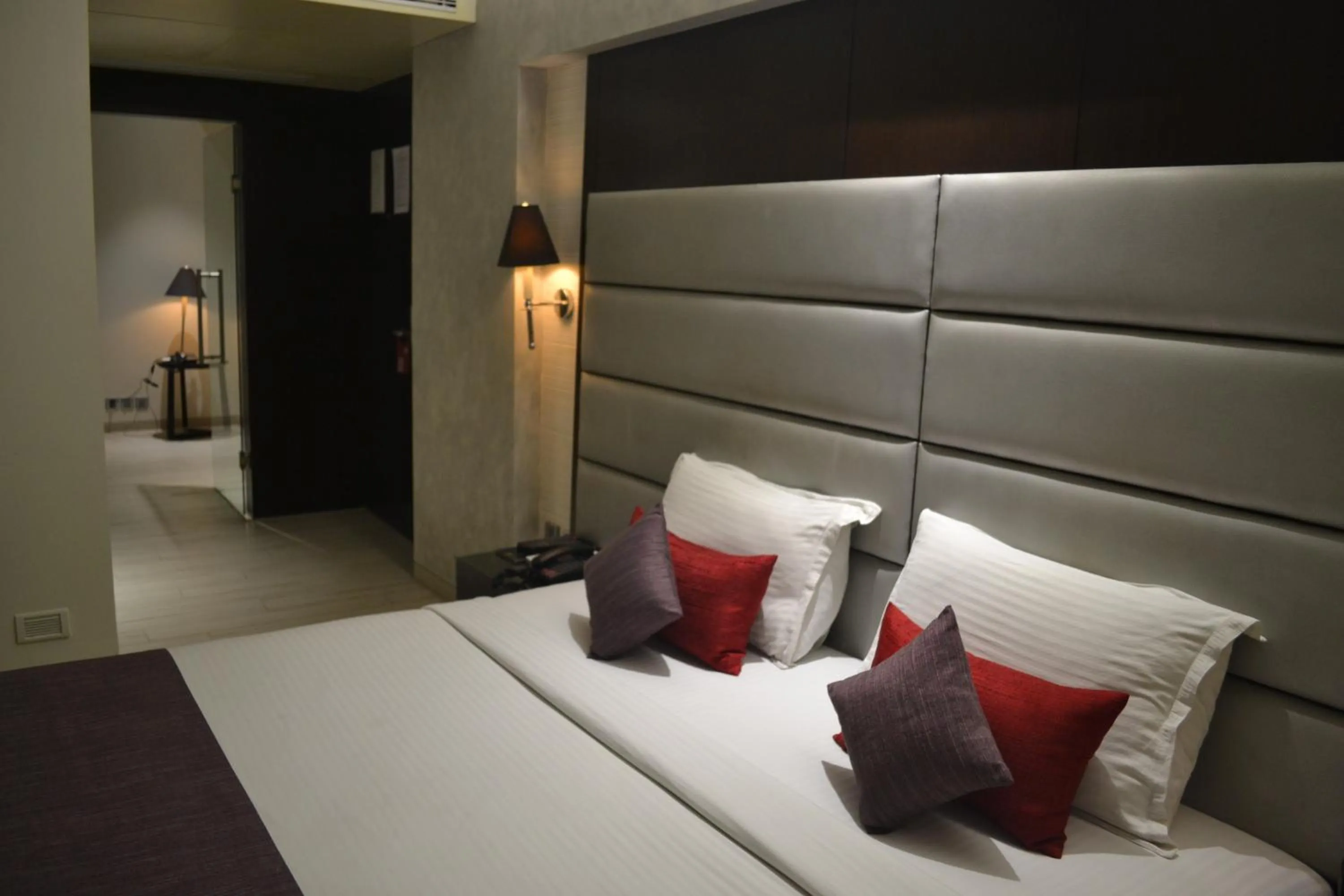 Bedroom, Bed in Southern Plaza