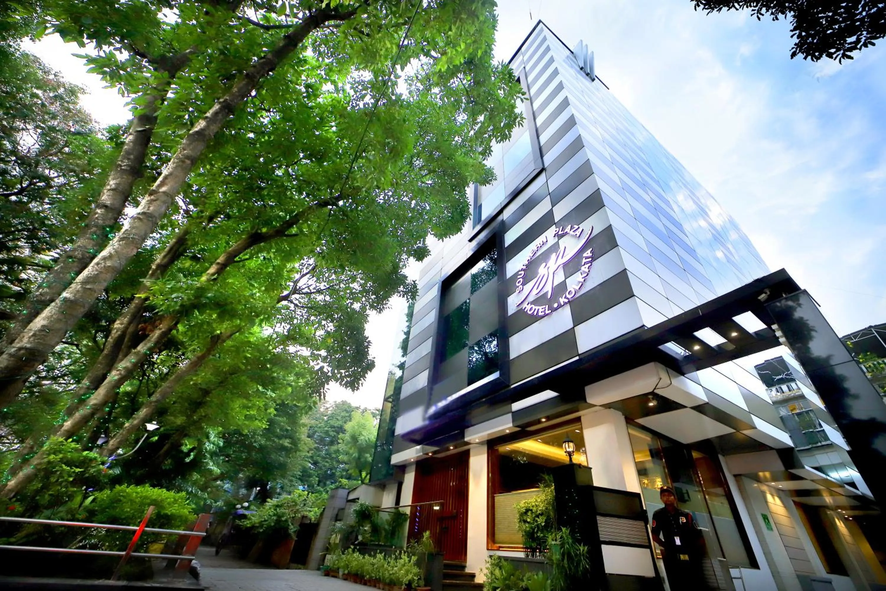 Property building in Southern Plaza