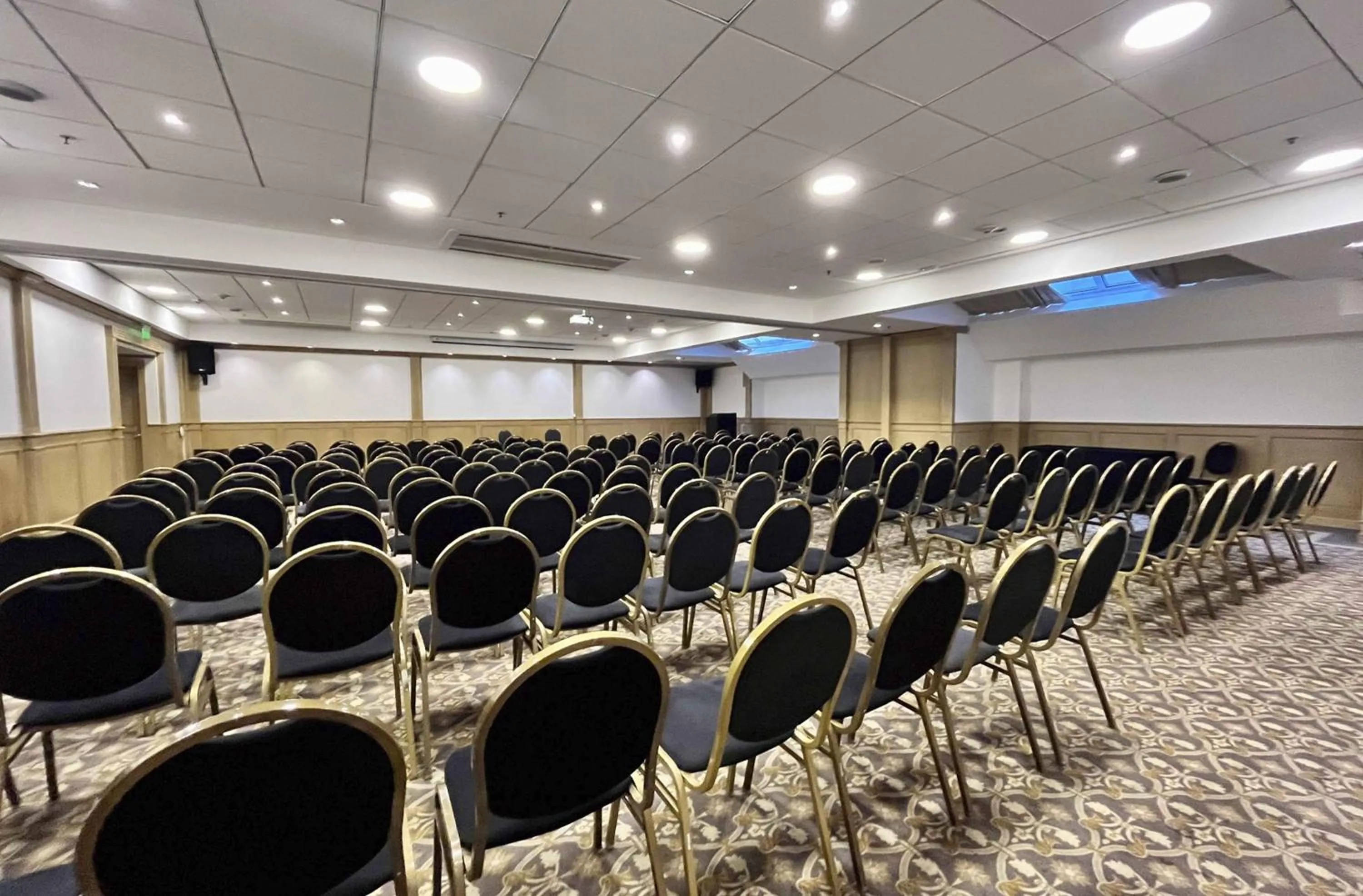 Cyan Américas Towers Hotel