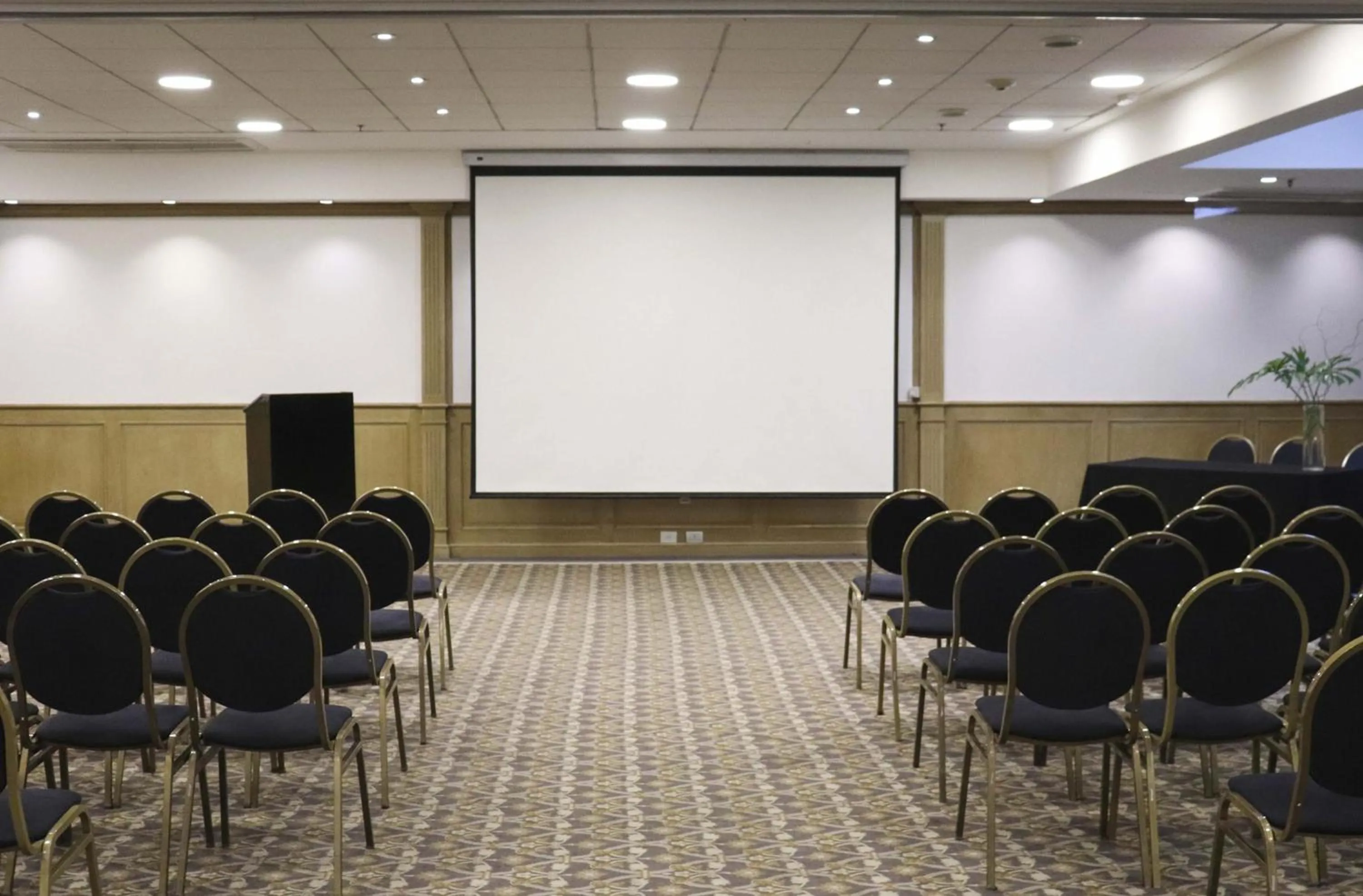 Cyan Américas Towers Hotel