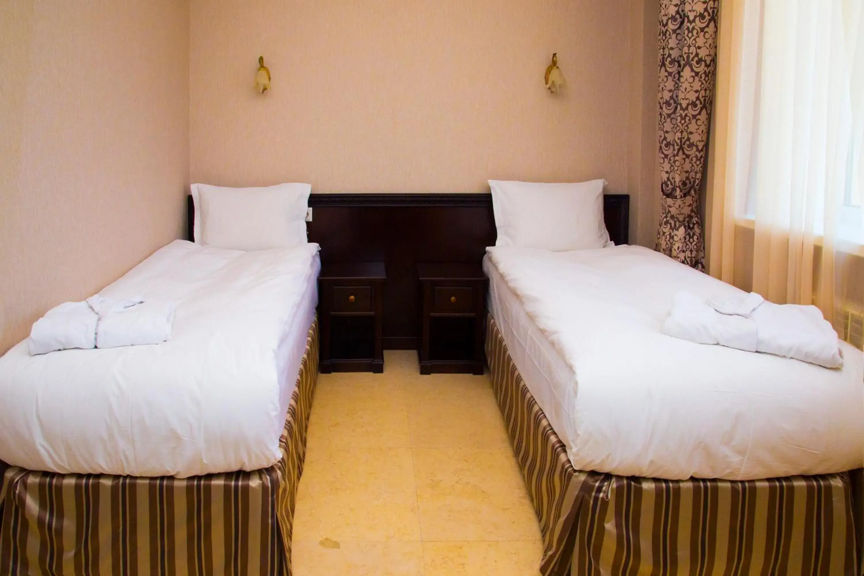 Standard Twin Room - single occupancy in Royal Petrol Hotel Standard Twin Room - single occupancy in Royal Petrol Hotel