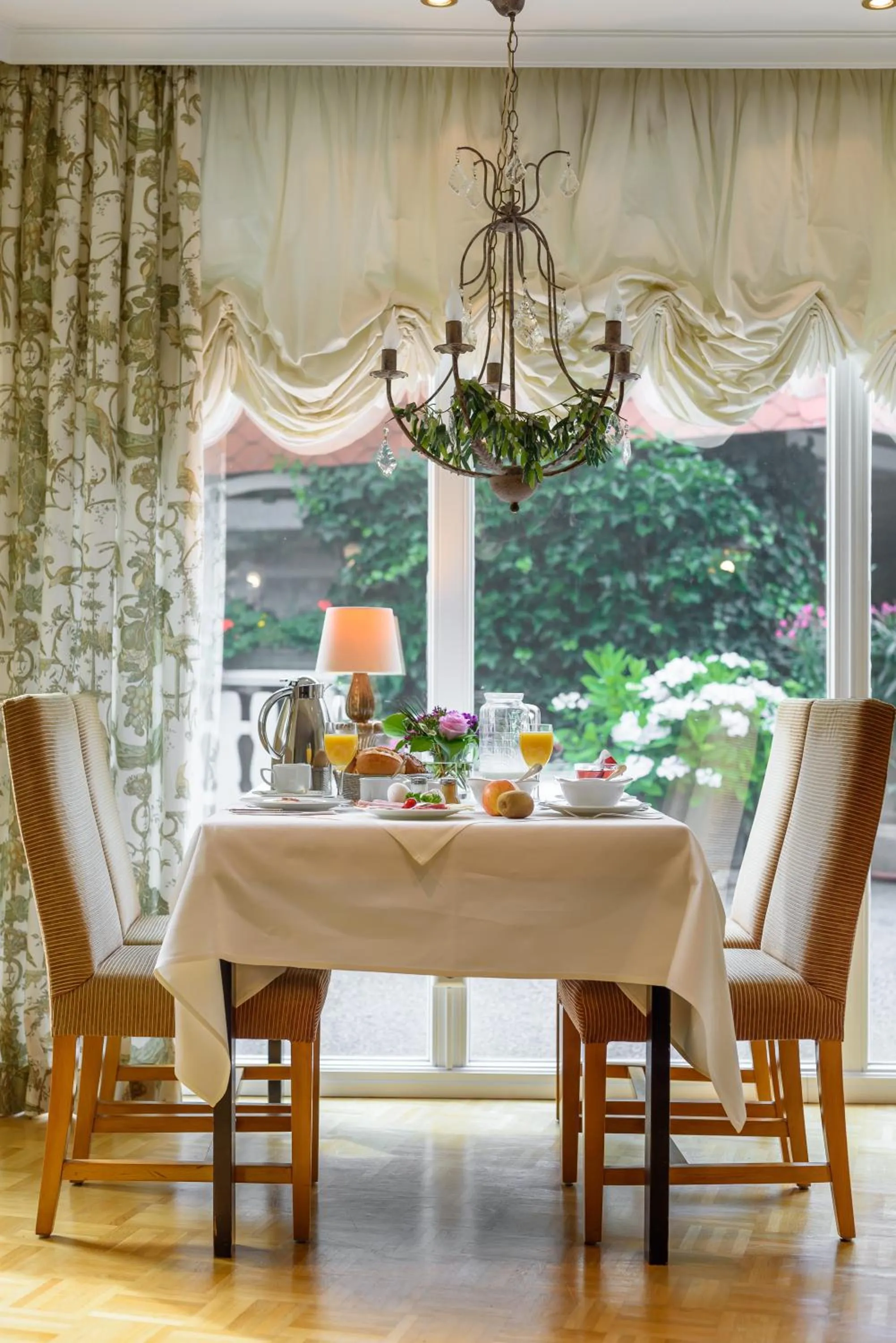 Breakfast in Hotel Alt Vellern