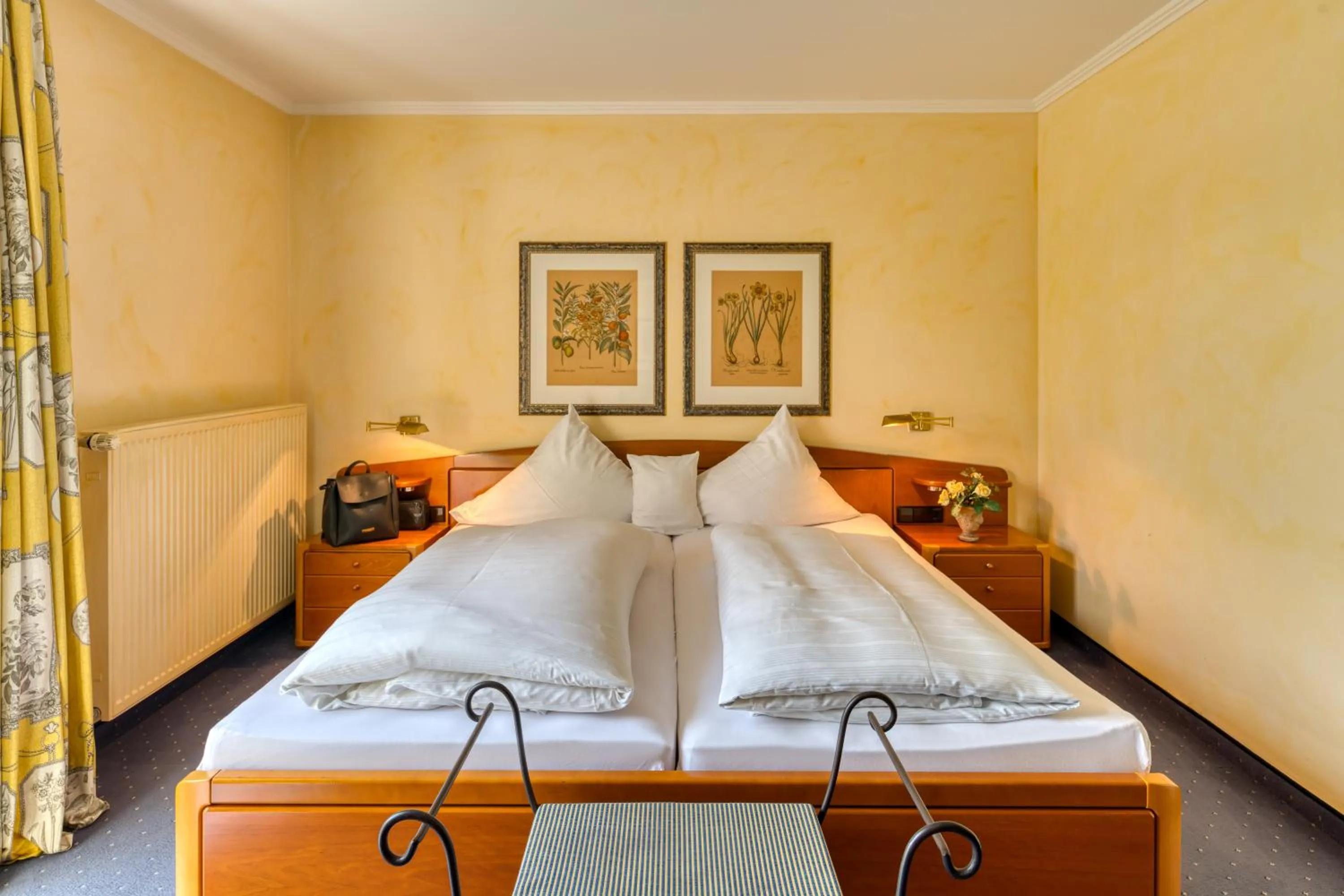 Bed in Hotel Alt Vellern