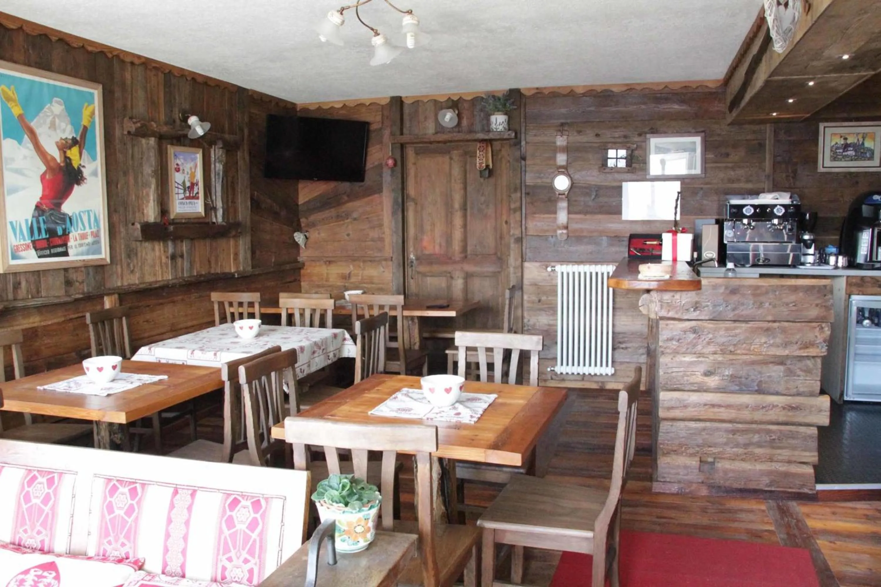 Food and drinks in Chambres D'Hotes Les Fleurs