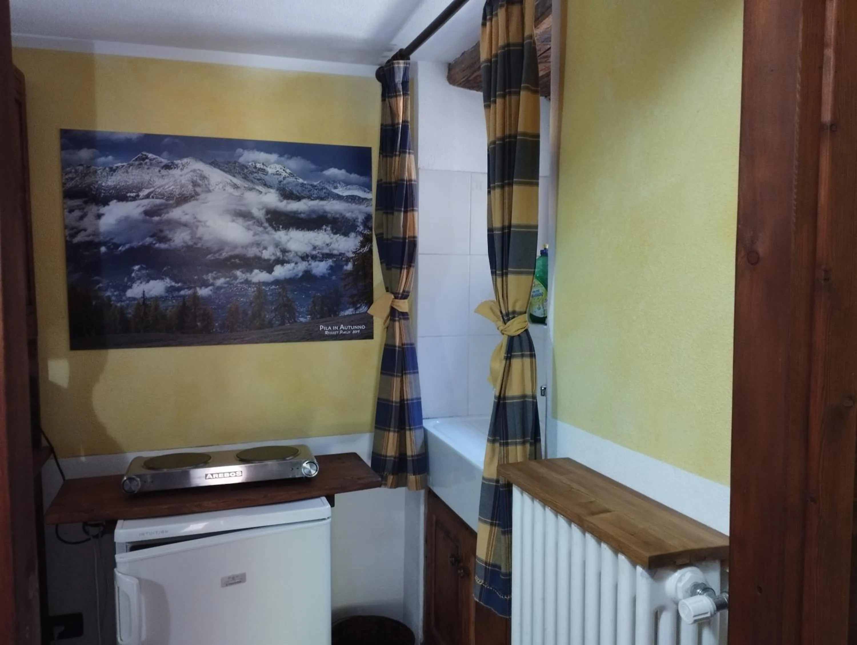 kitchen in Chambres D'Hotes Les Fleurs