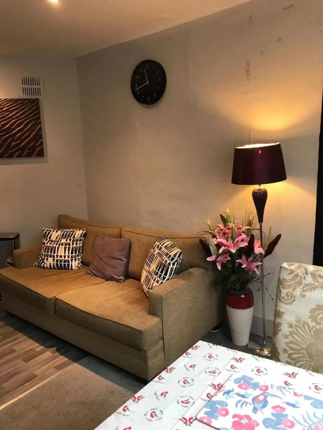 Seating area, Bed in Golden Cross Guesthouse