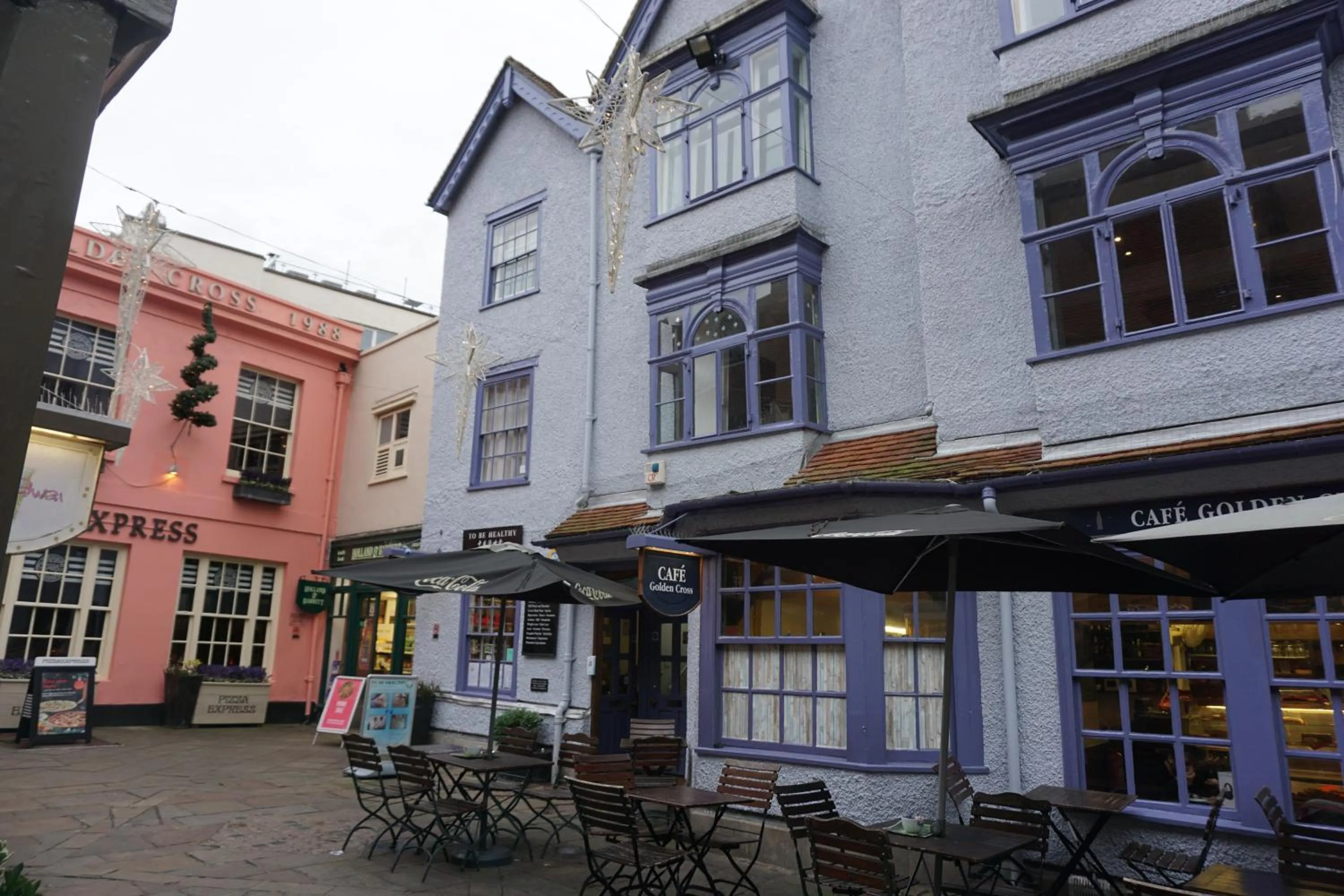Property logo or sign in Golden Cross Guesthouse