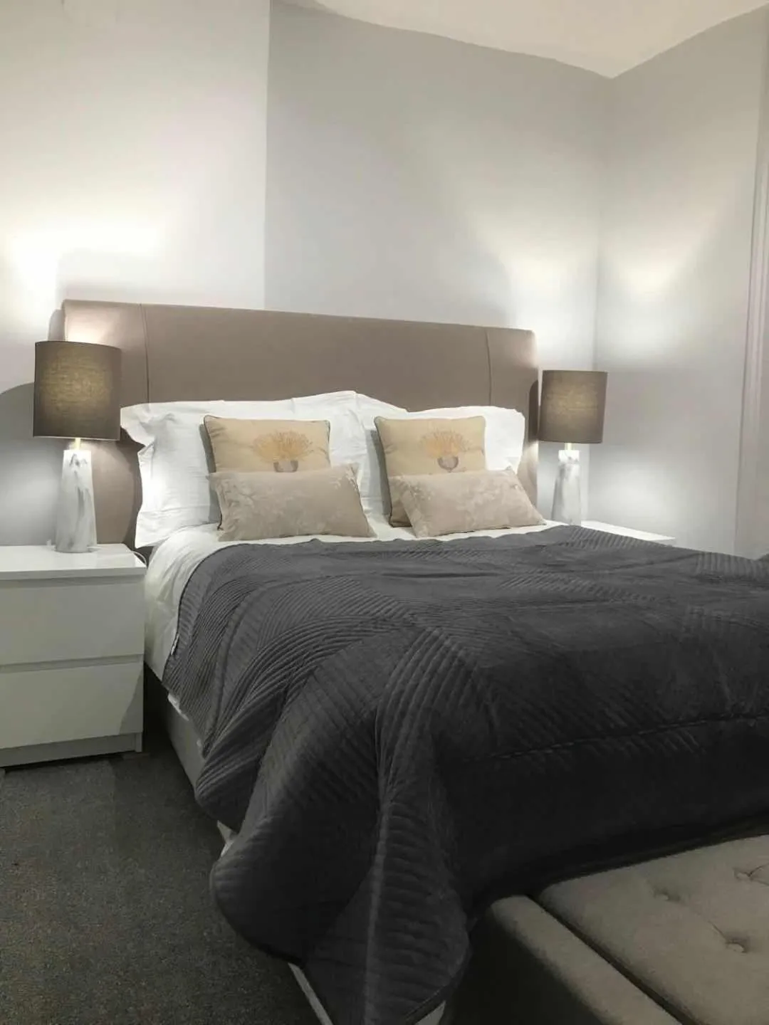 Bed in Golden Cross Guesthouse