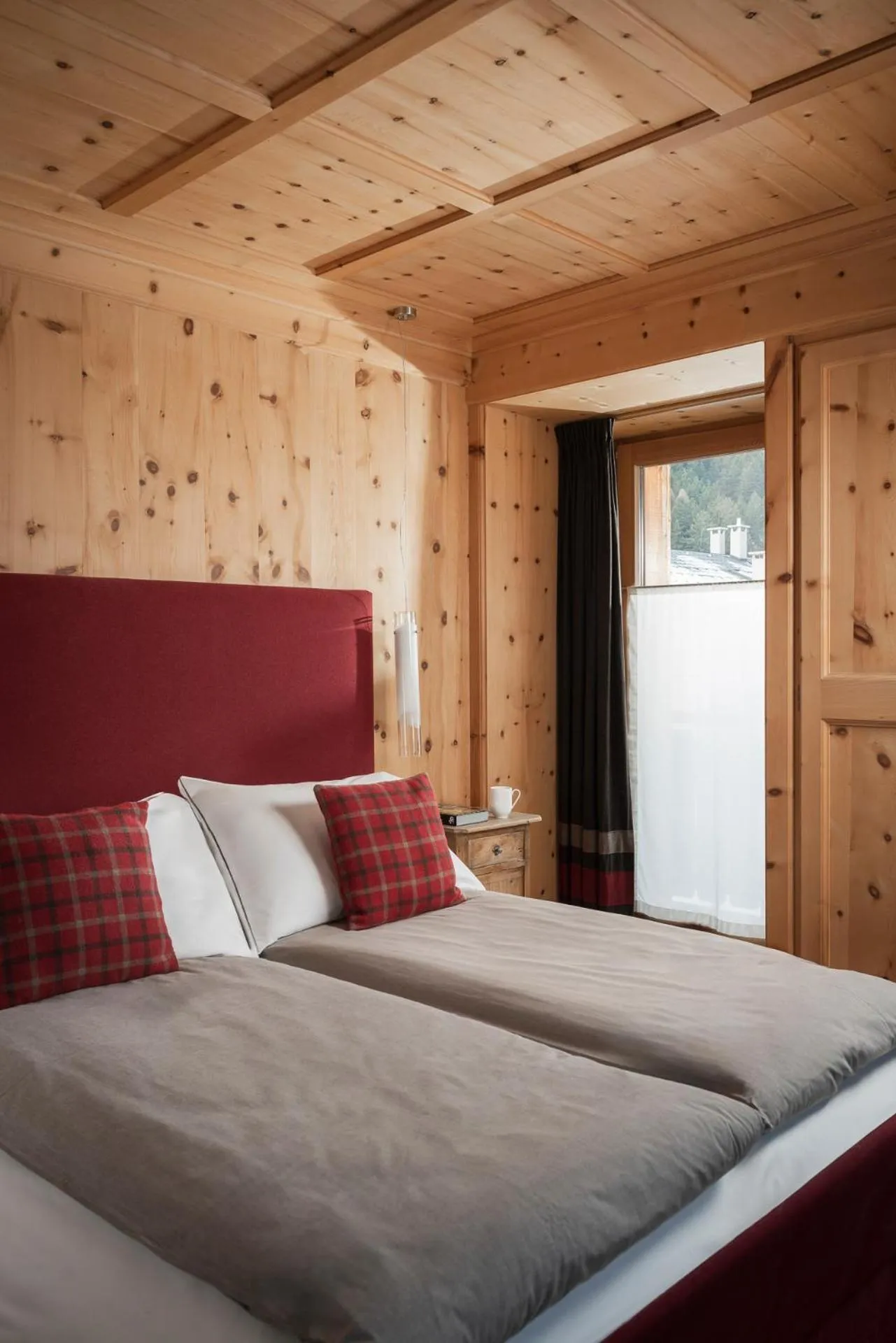 Bed in Alpen Hotel Chalet