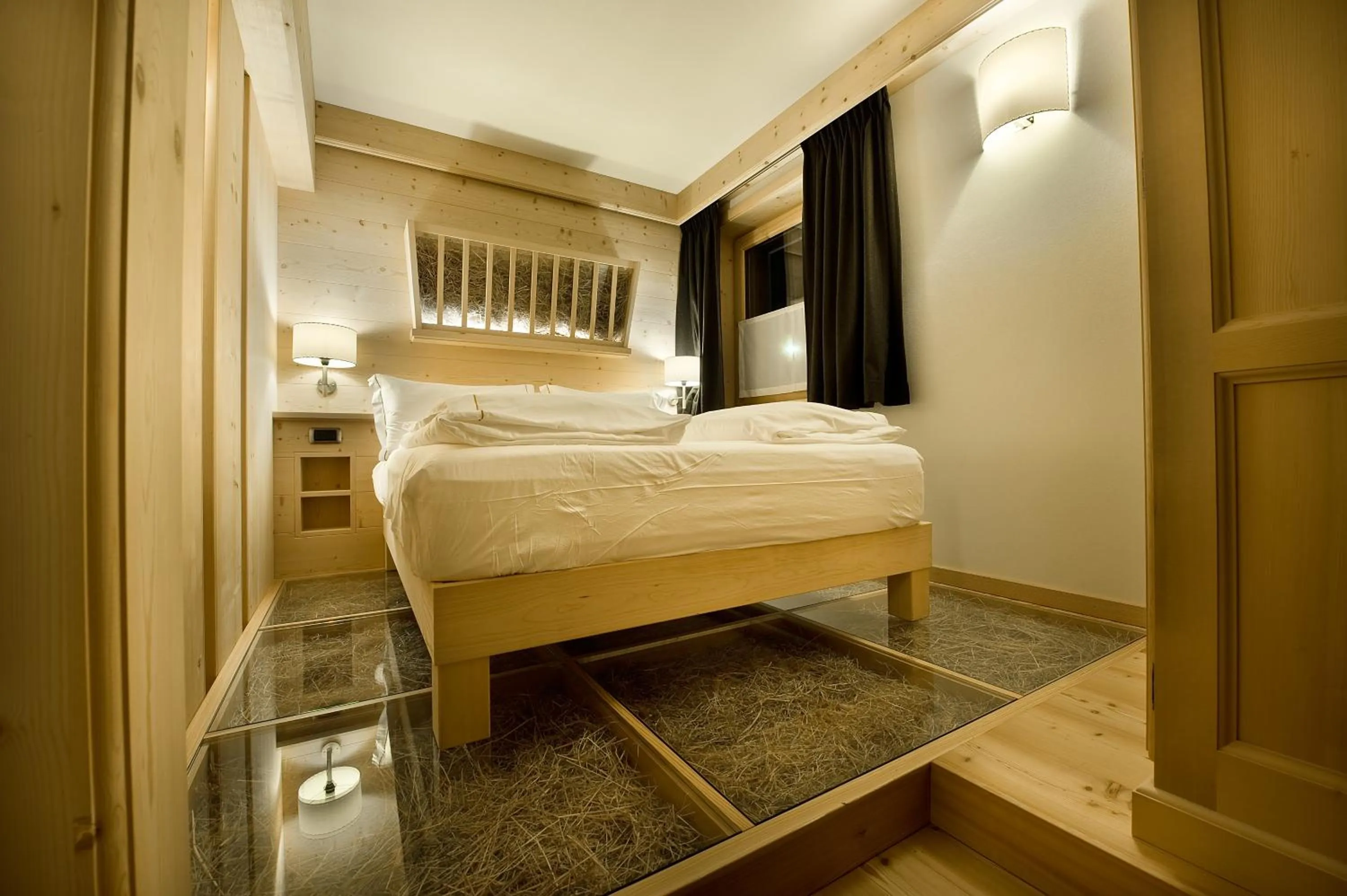 Bed in Alpen Hotel Chalet