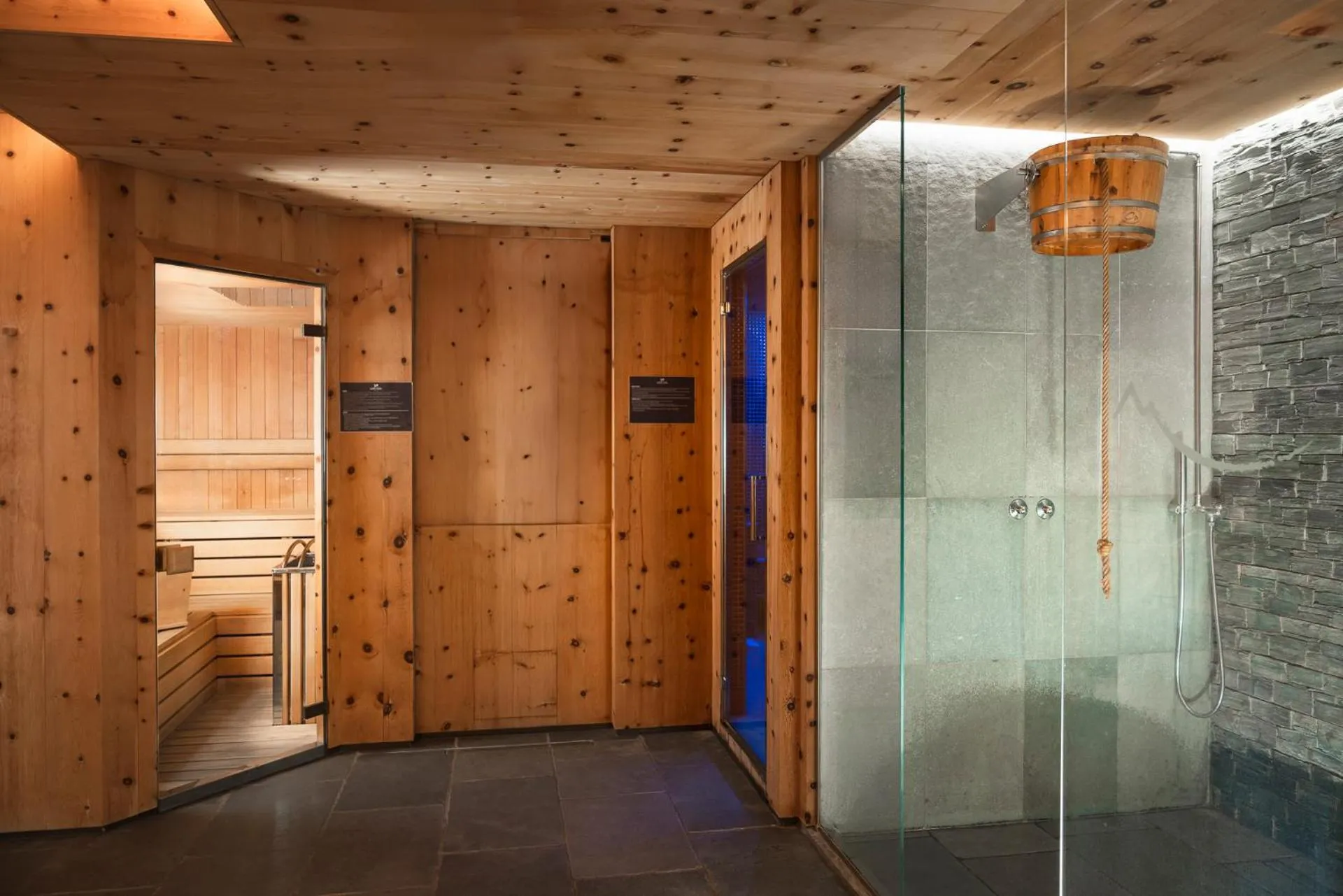 Spa and wellness centre/facilities in Alpen Hotel Chalet