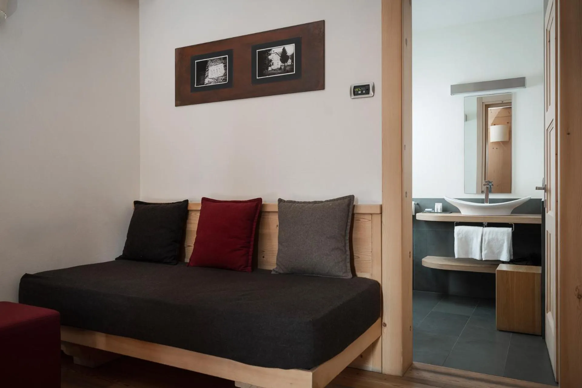 Photo of the whole room, Bed in Alpen Hotel Chalet