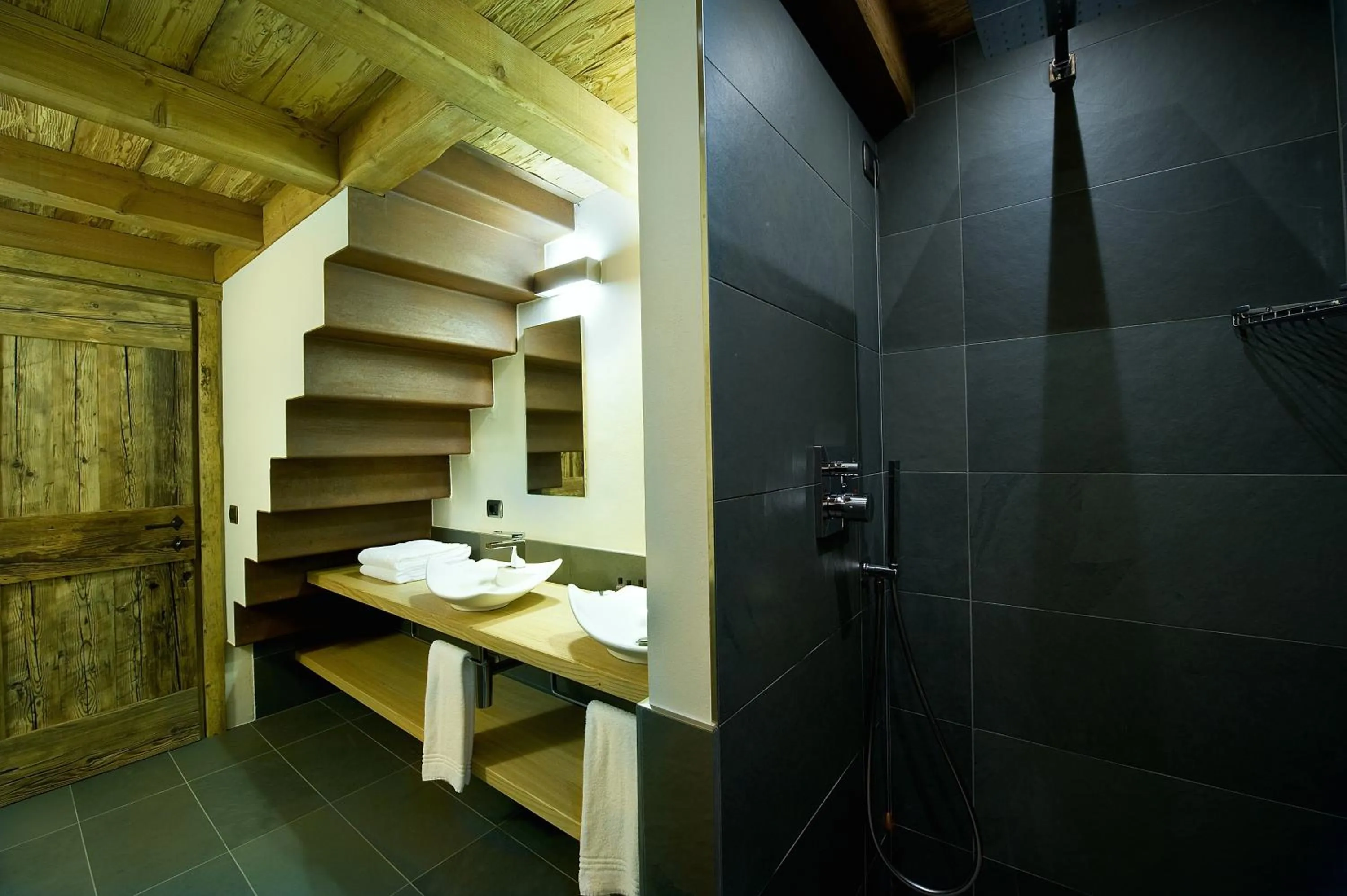 Bathroom in Alpen Hotel Chalet