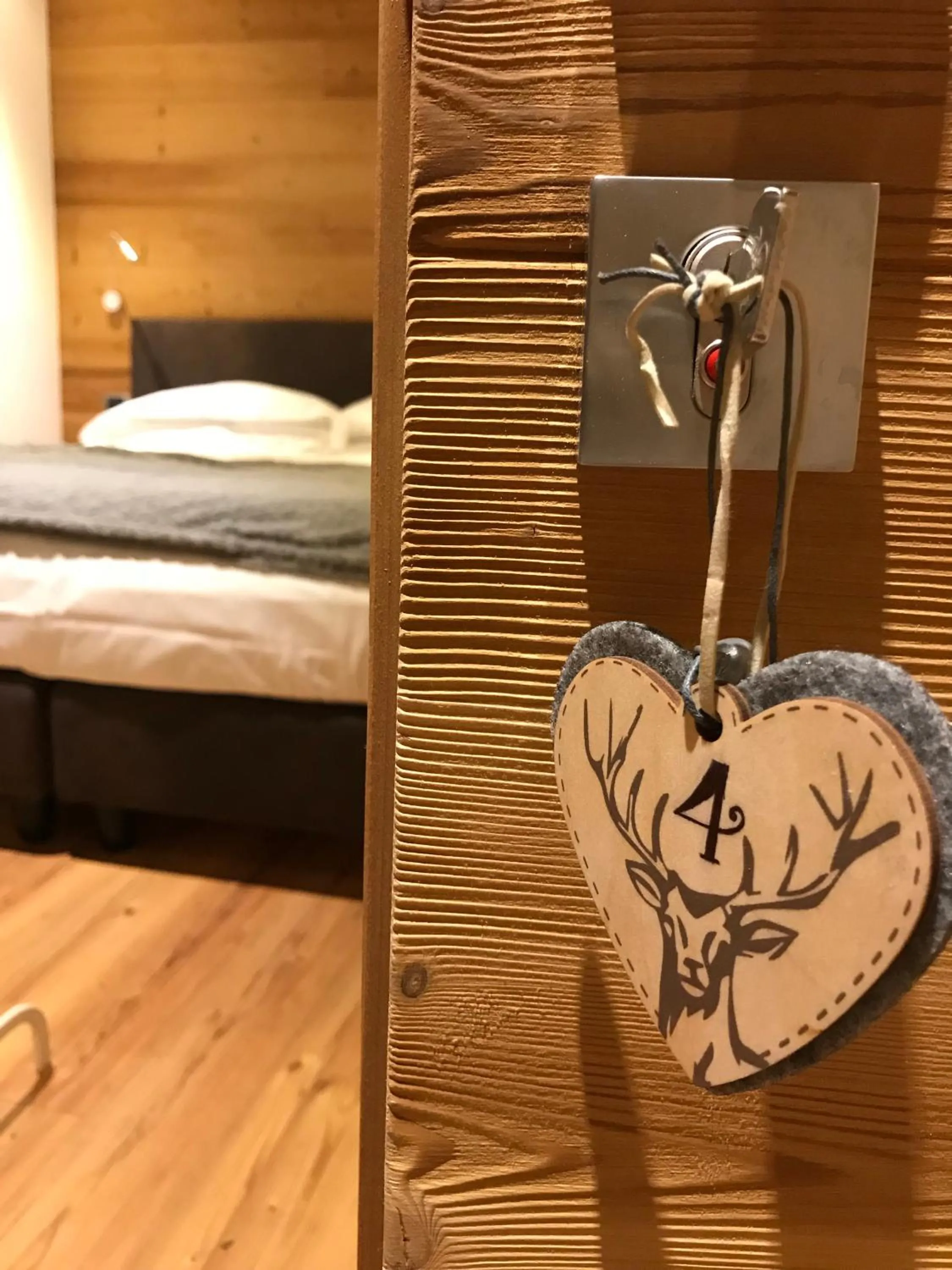 Decorative detail, Bed in Alpen Hotel Chalet
