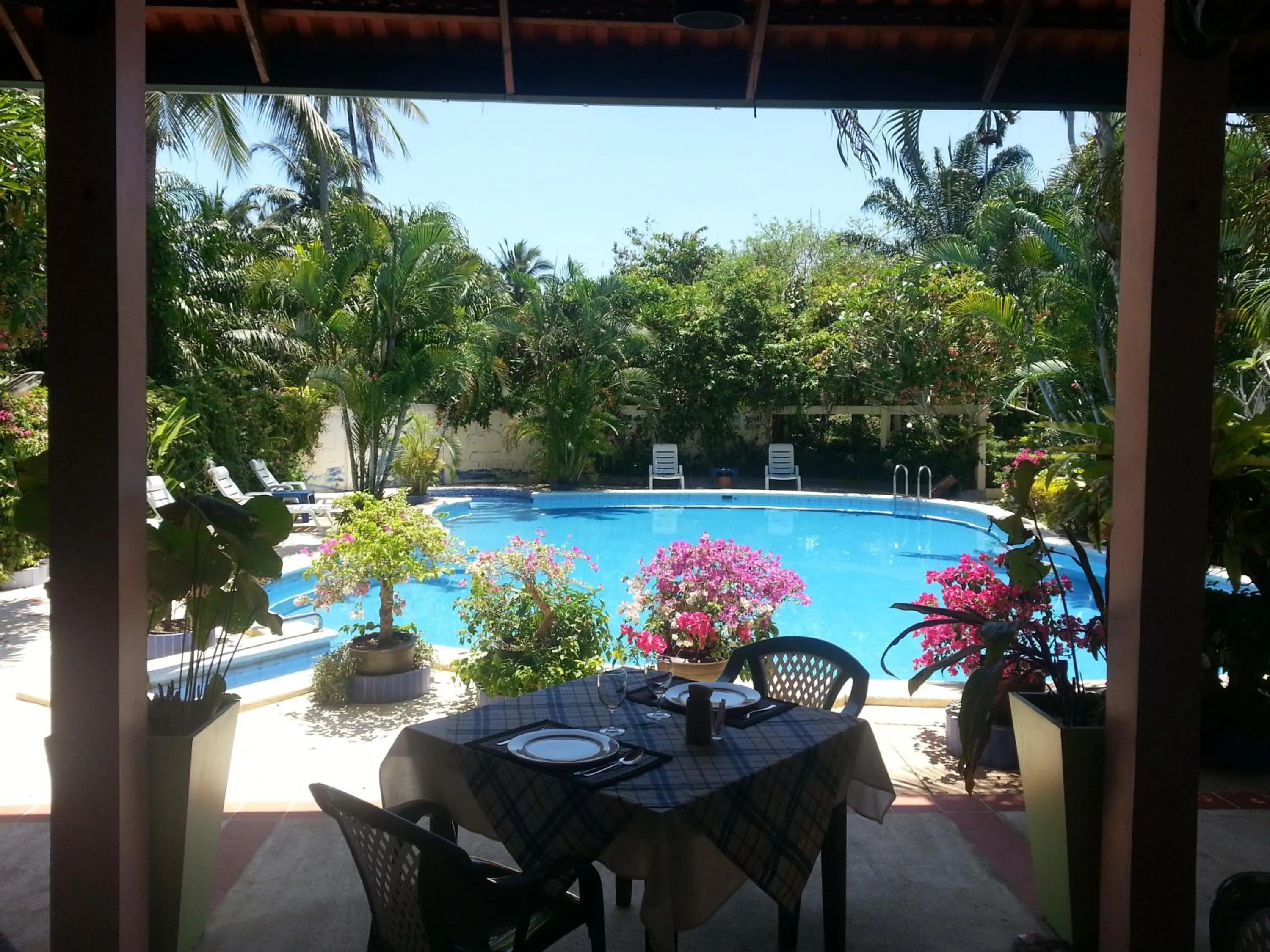 Restaurant/places to eat in Ekman Garden Resort