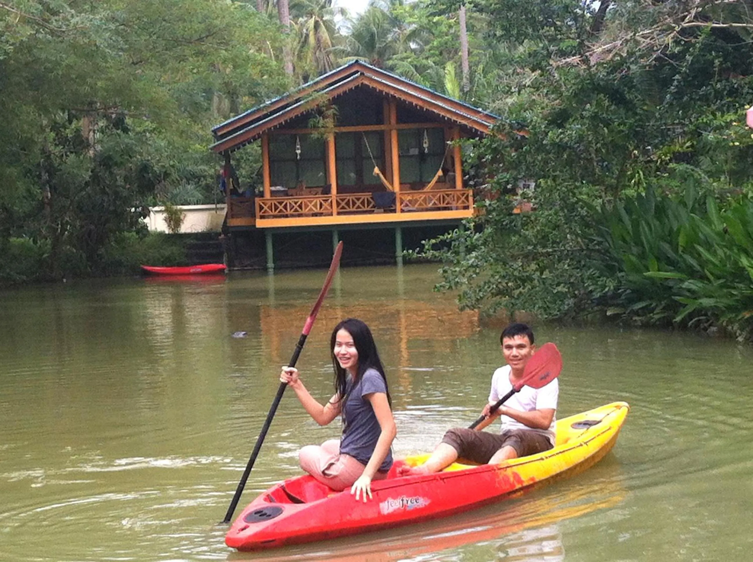 Canoeing in Ekman Garden Resort