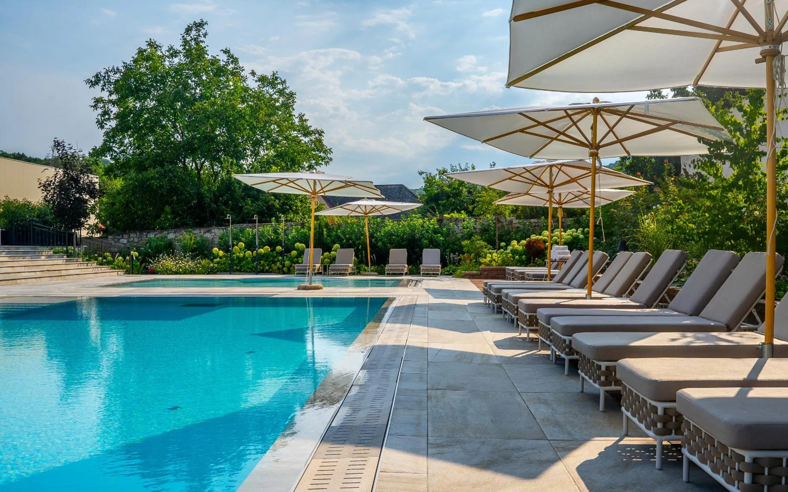 Swimming pool in Andrássy Kúria & Spa