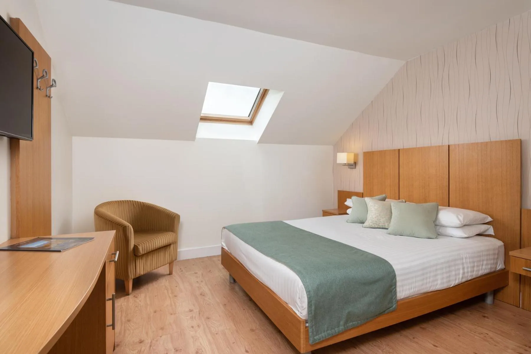 Bedroom, Bed in The Lodge In The Vale