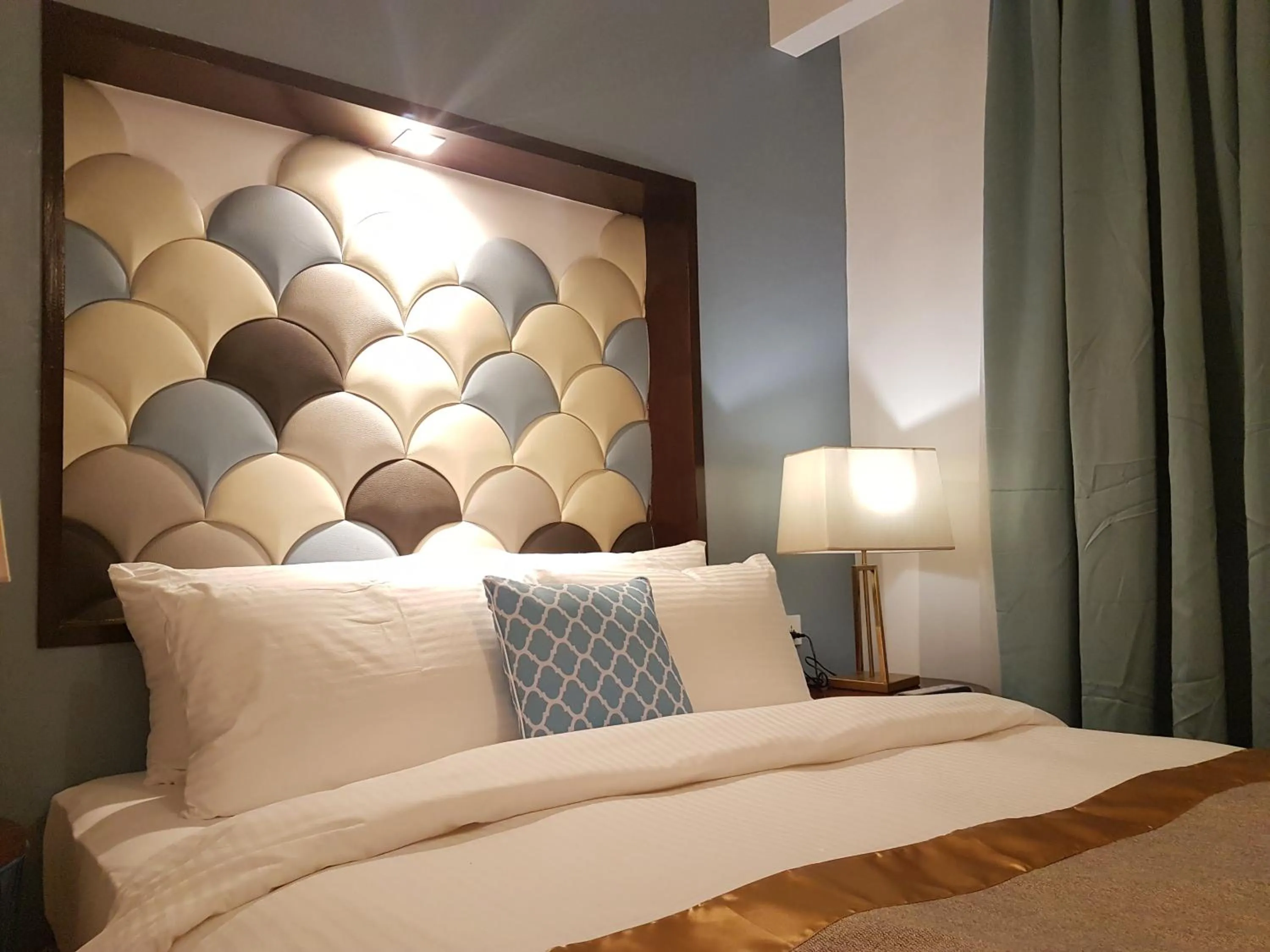 Bedroom, Bed in Ferra Hotel and Garden Suites